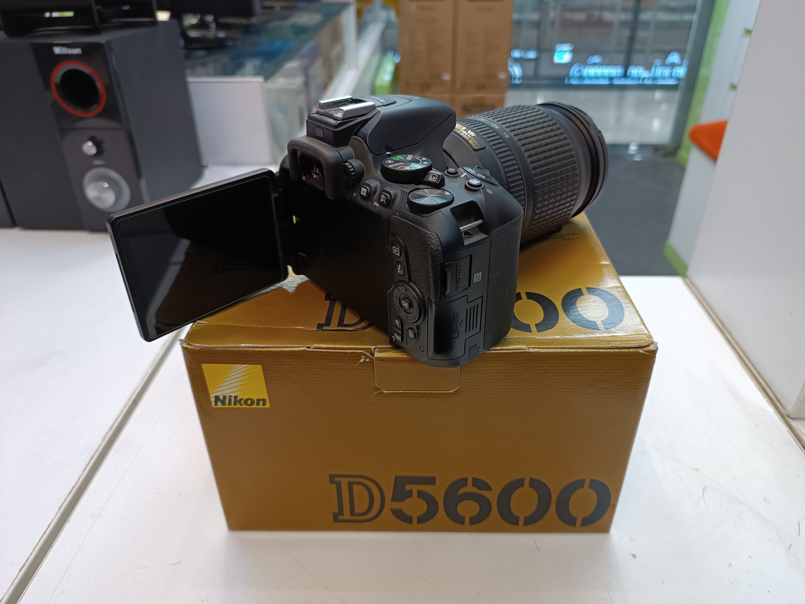 دوربین عکاسی نیکون nikon