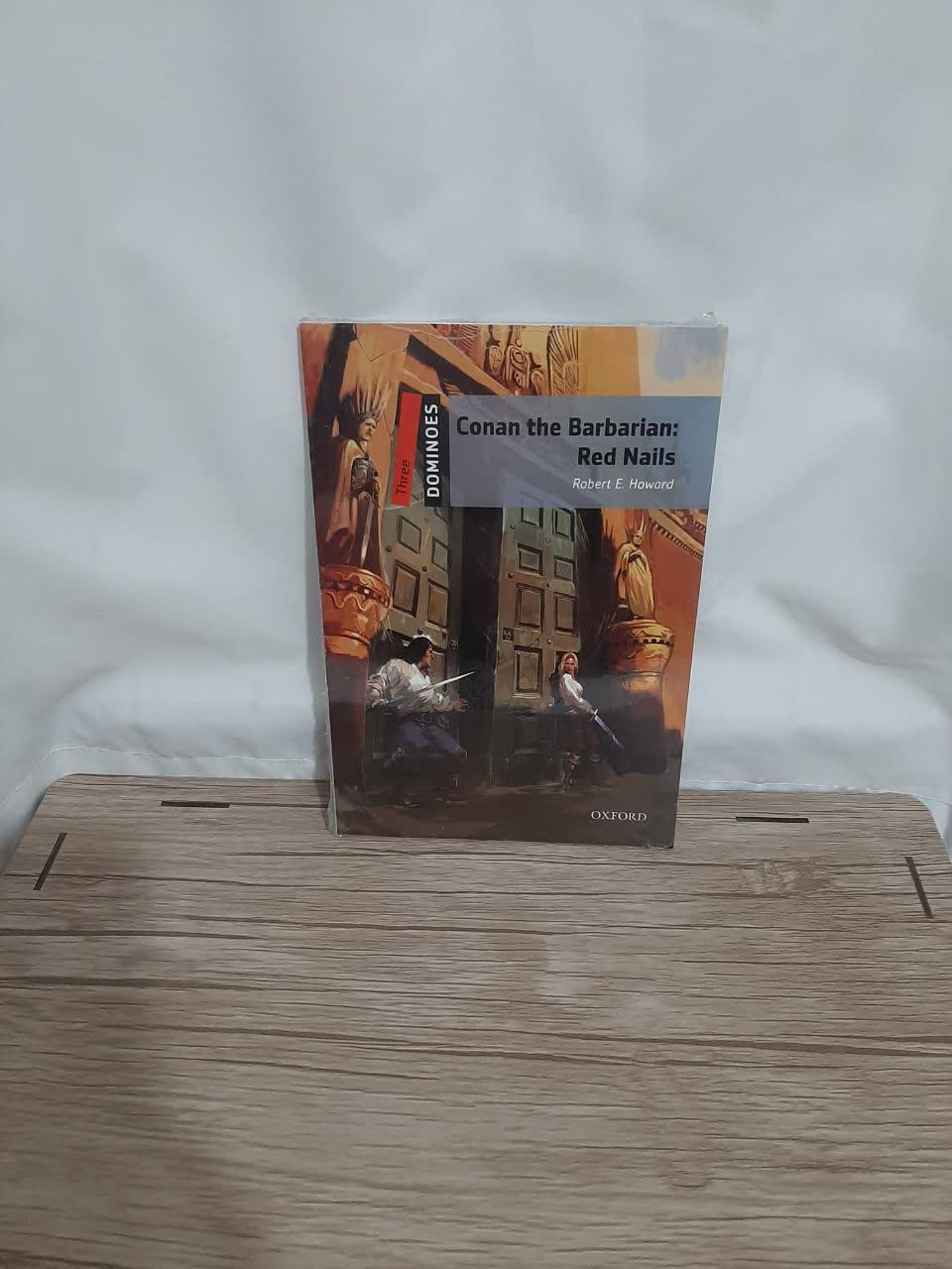 داستان انگلیسی نو، وکیوم با سی دی Red Nails