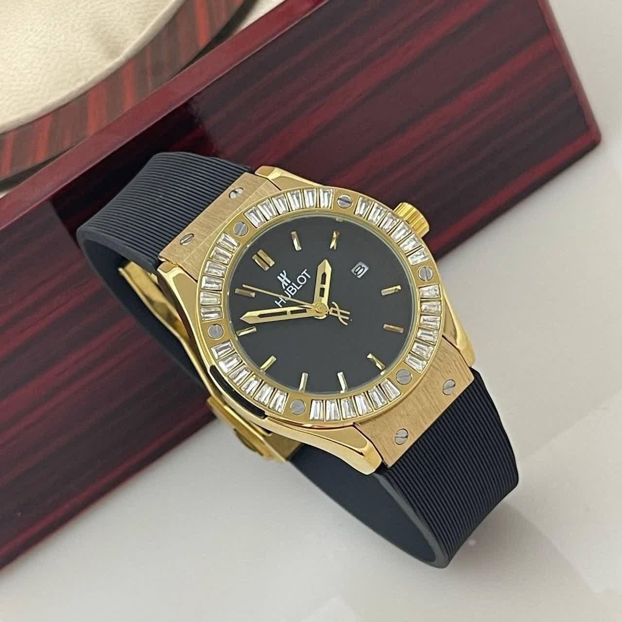 Hublot موتور ژاپن دارای روز شما خاص و خفن