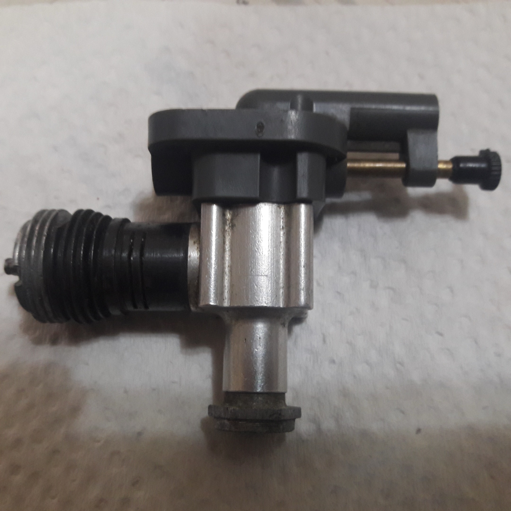 موتور بنزینی مدل