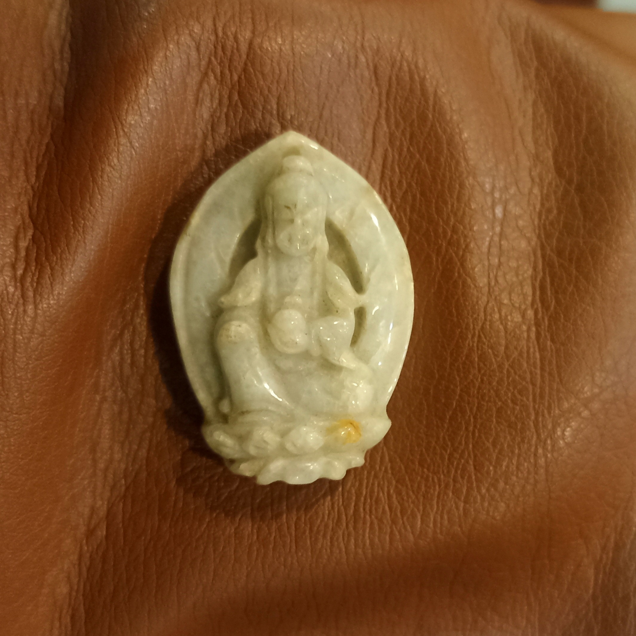 آویز نشان  یشم طبیعی جذب ثروت