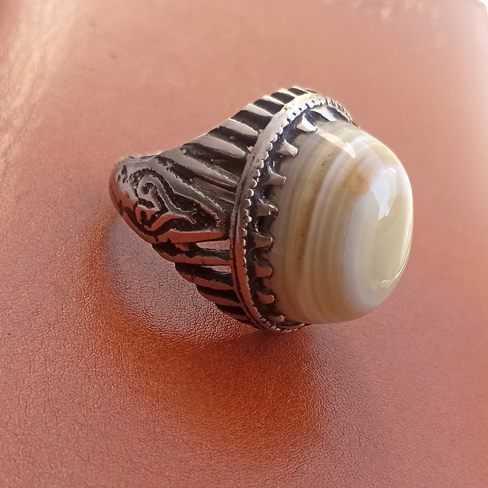 انگشتر زیبا و کلکسیونی باباقوری