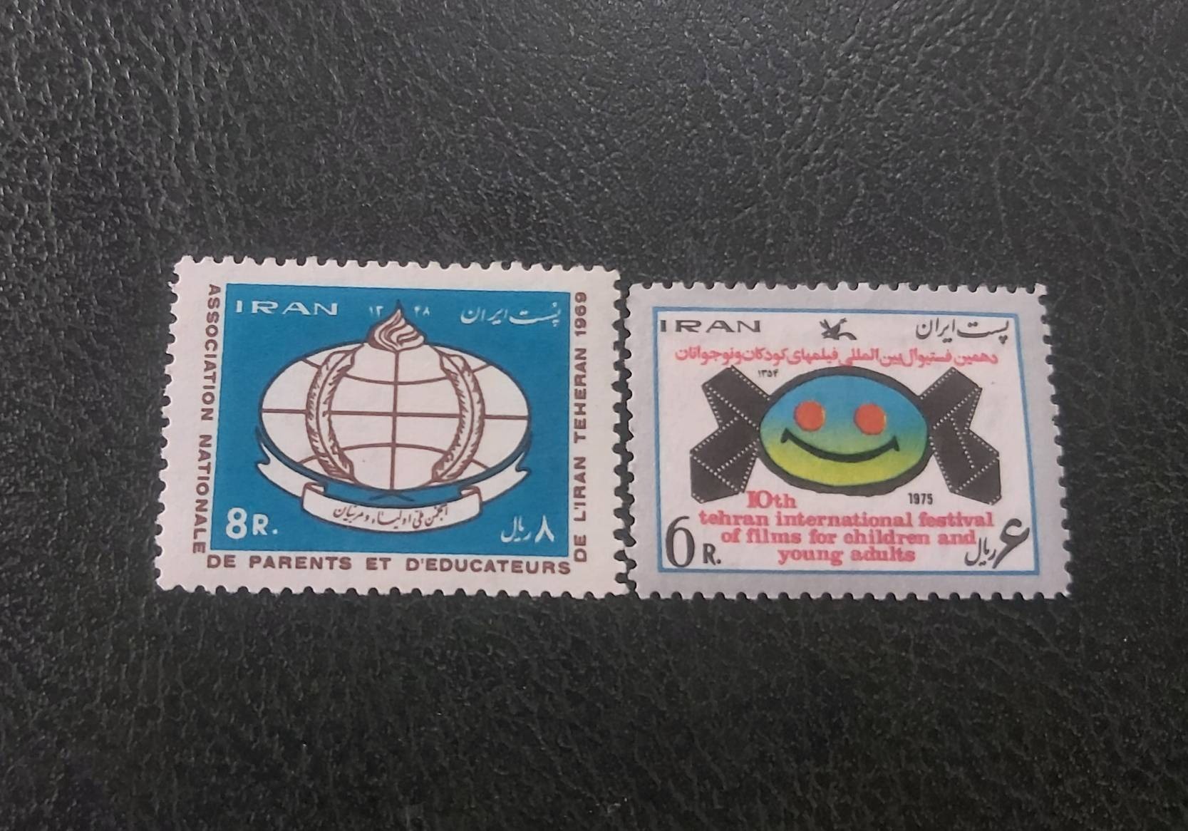 2 عدد تمبر باطل نشده پهلوی کتاب35/000ت