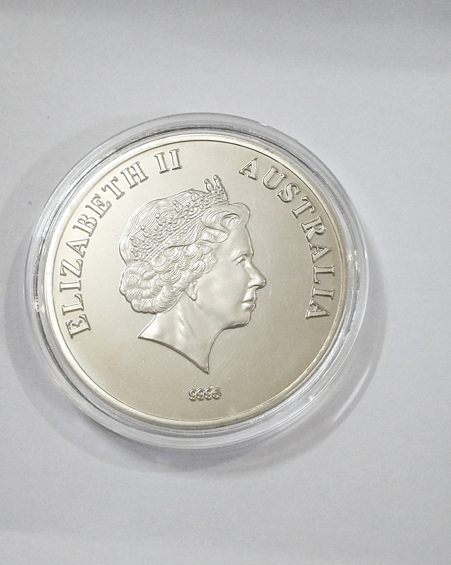 سکه ملکه الیزابت دوم روکش نقره باکپسول مخصوص