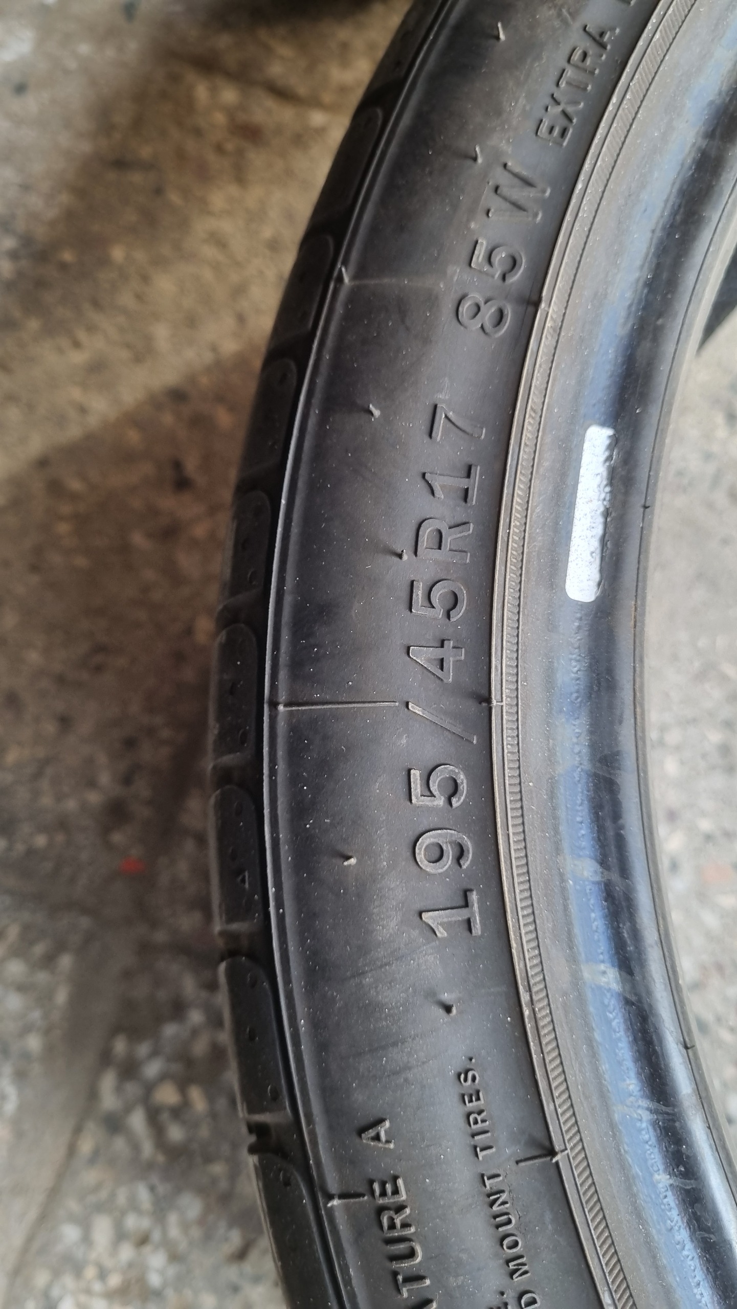 لاستیک 195/45/17 لینگ لانگ