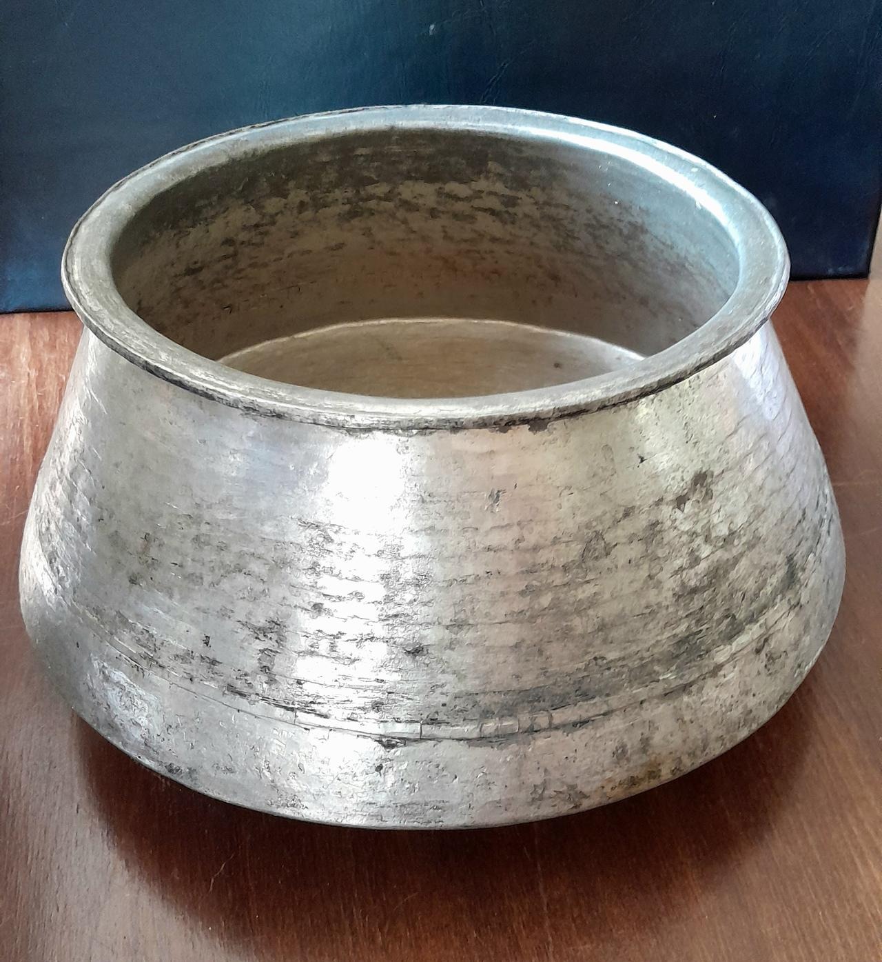 دیگ مسی قدیمی دهانه 24