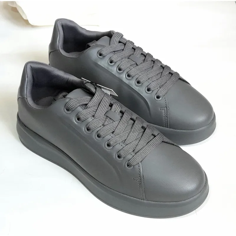 کفش زنانه زارا Zara Monochrome Chunky Trainers