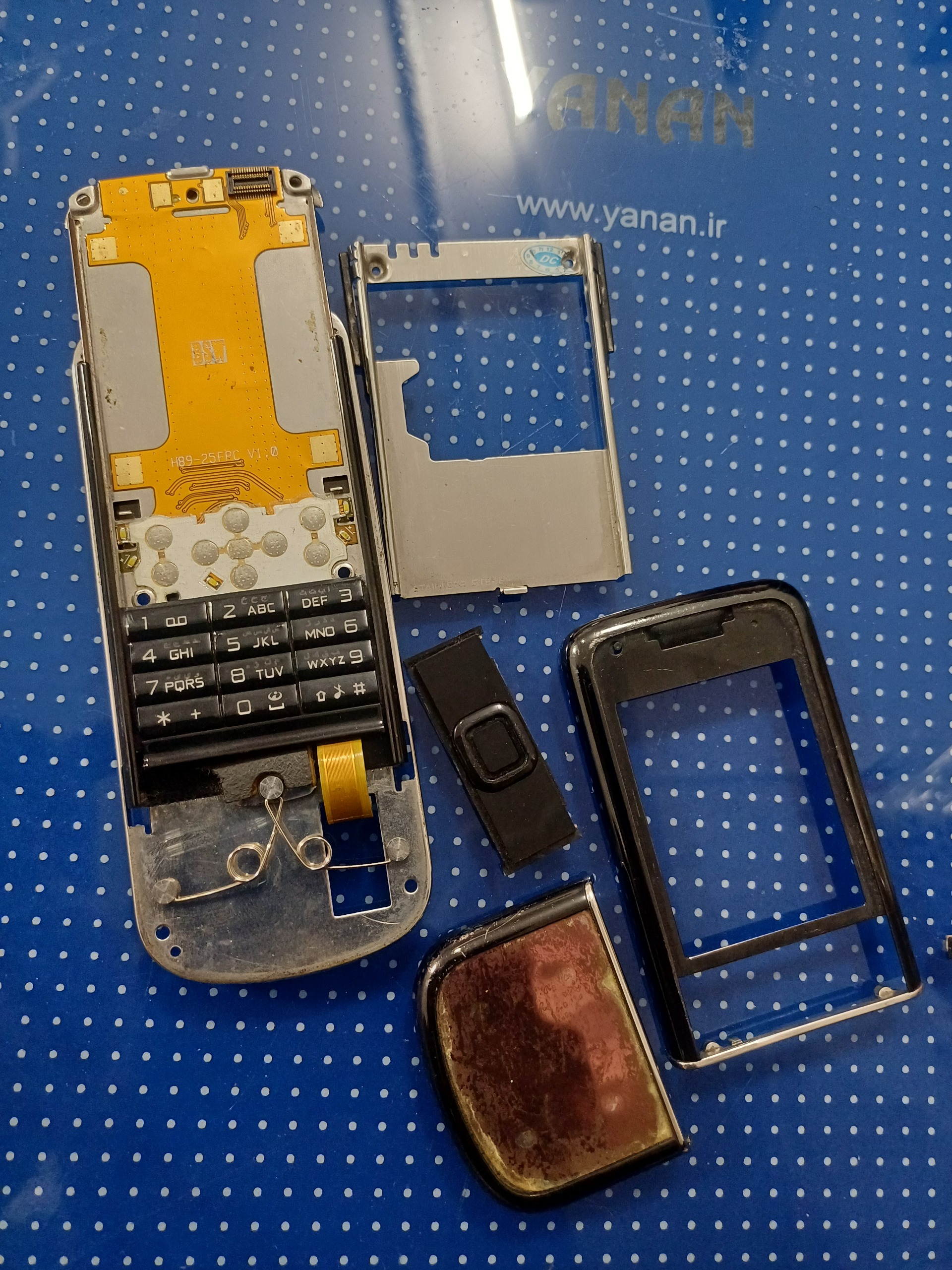 قطعات نوکیا 8800