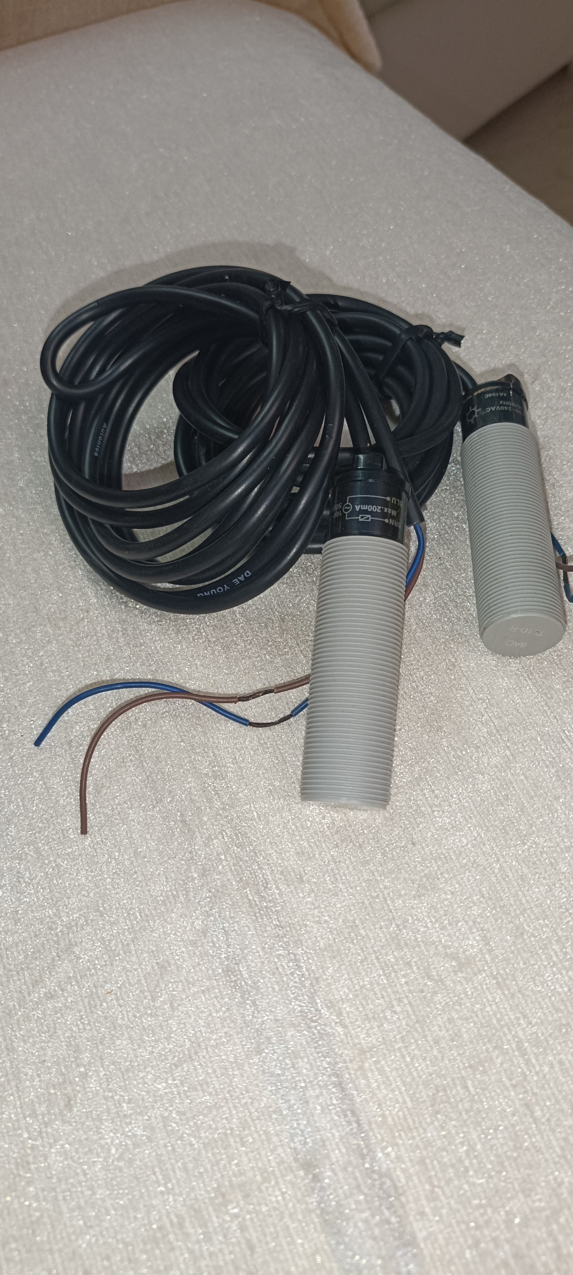 سنسور خازنی آتونیکس مدل cr18-8ao