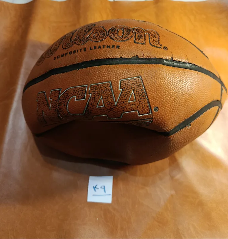 توپ بسکتبال ویلسون NCAA اصل چرم شتر کد 1