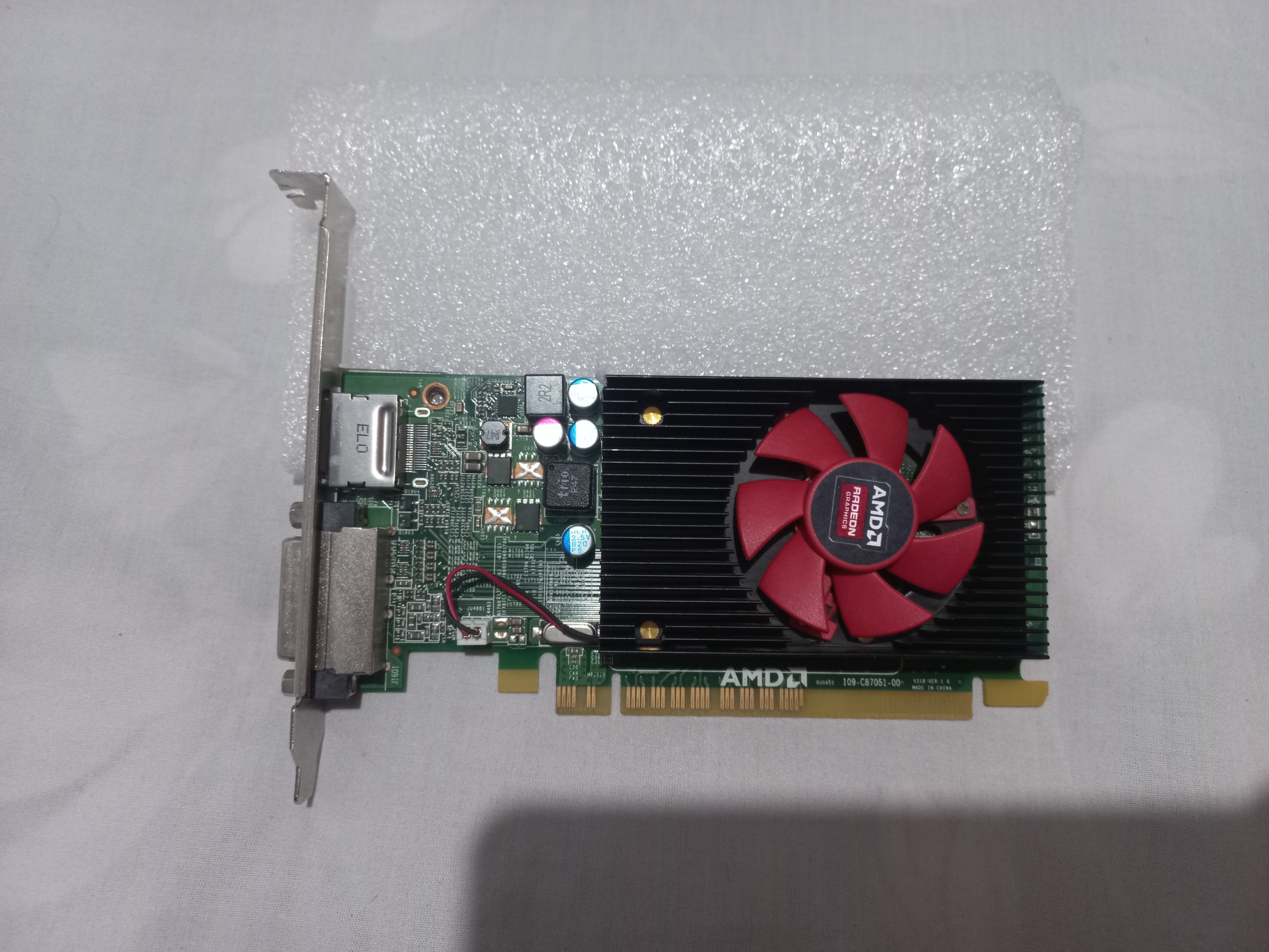کارت گرافیکAMD Graphics R5 340X با 2گیگ قوی