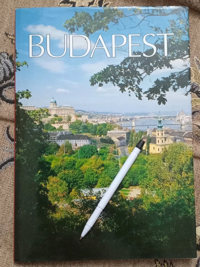 کتاب مصور گردشگری خارجی_budapest