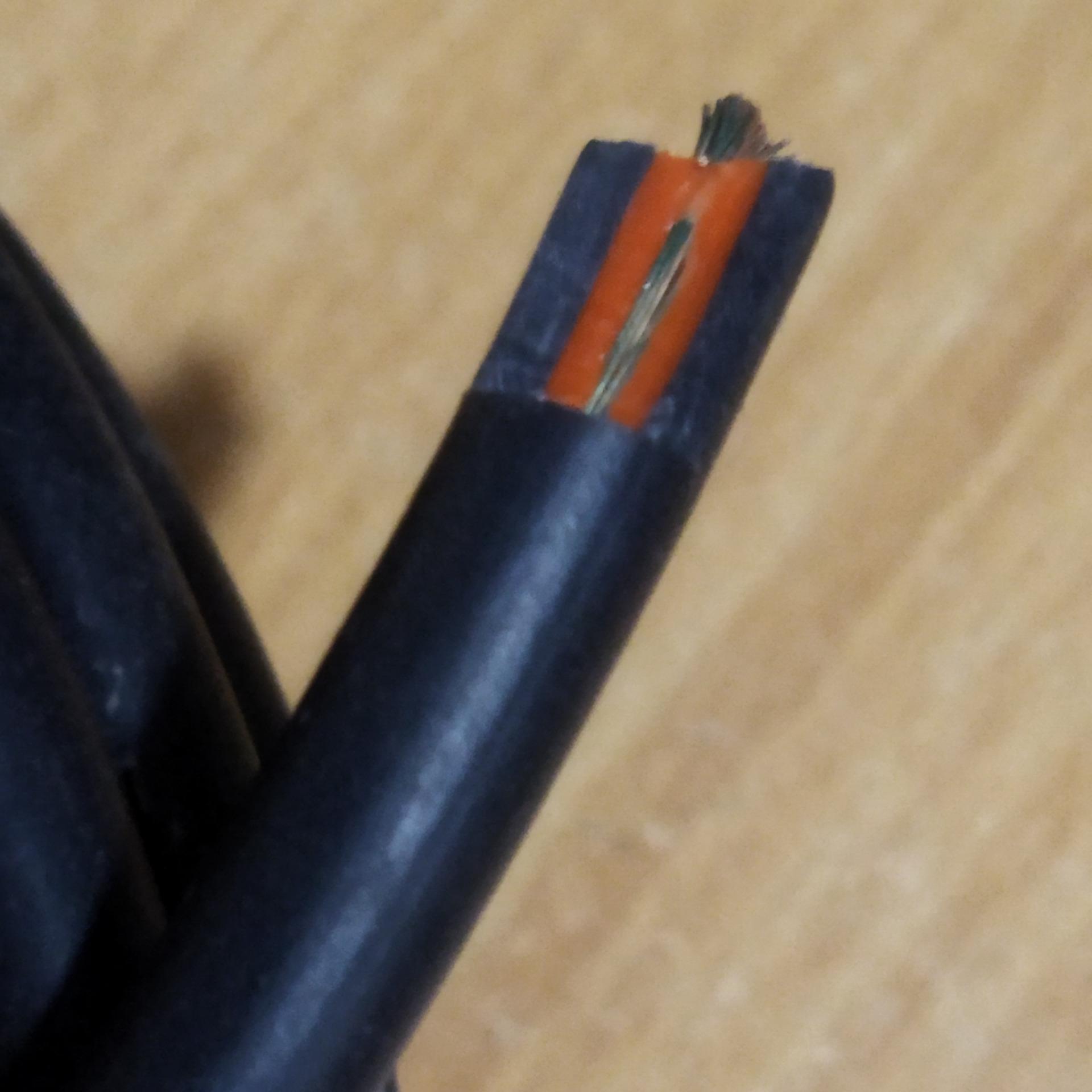 کابل های ولتاژ