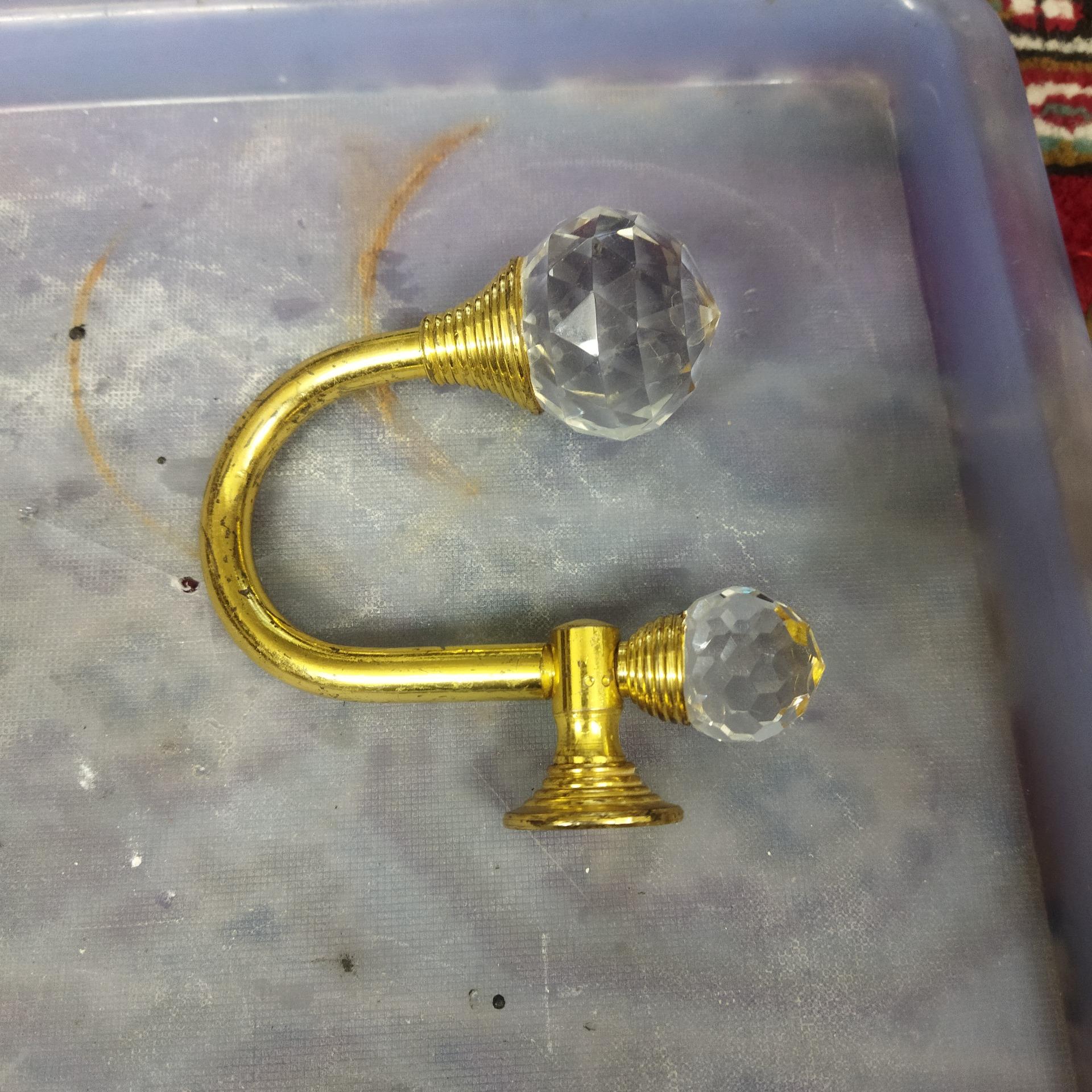 نگهدارنده پرده کریستال