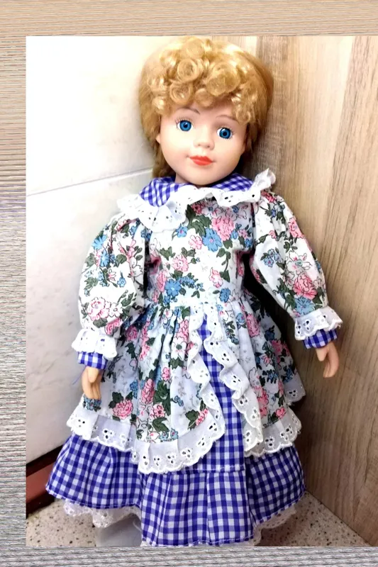 عروسک قدیمی اروپایی پرسلن