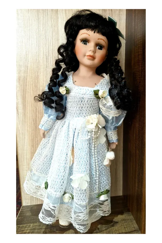 عروسک قدیمی اروپایی پرسلن