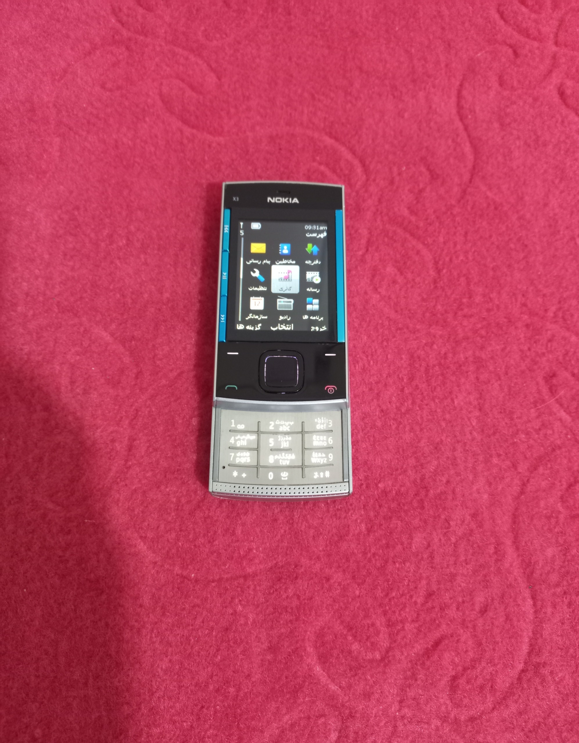 گوشی نوکیا مدل x3درحدنومثل اکبند