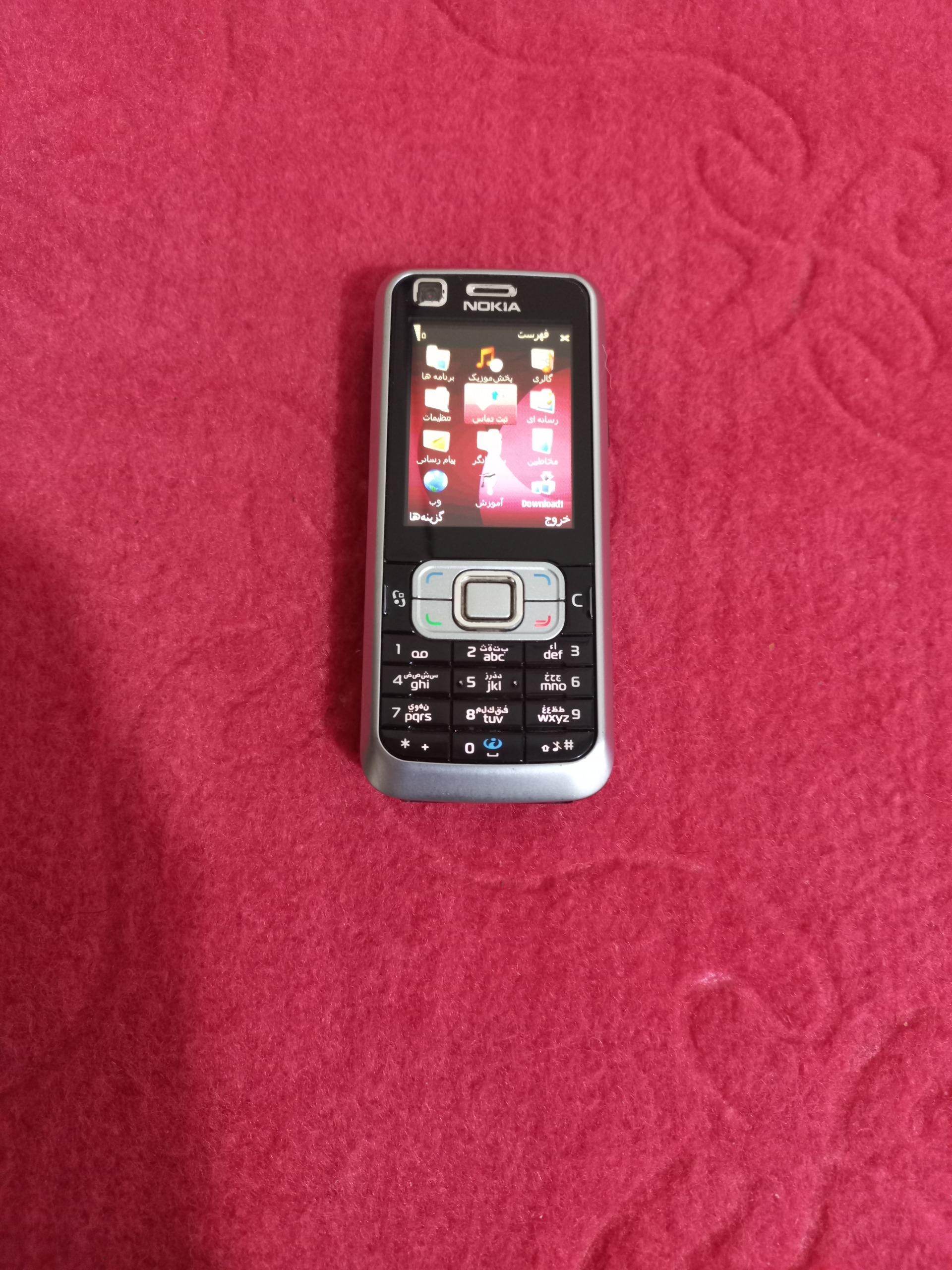 گوشی نوکیا مدل 6120 درحدنو