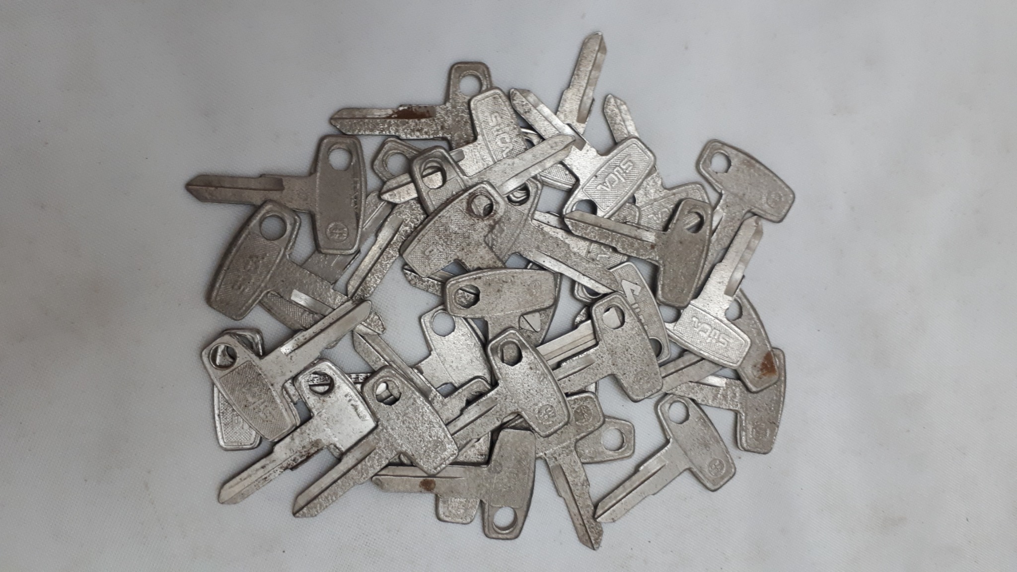 15 عدد کلیدهای خام برای موتور سیکت