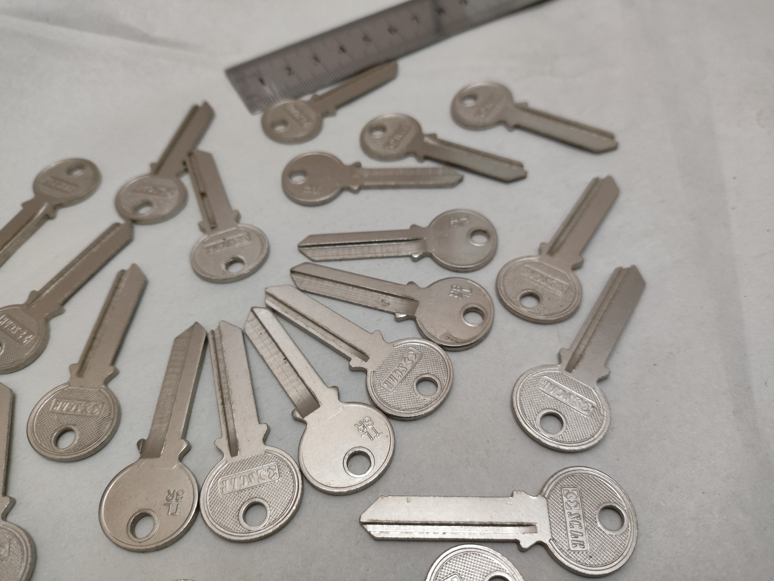 10 عدد از انواع کلیدهای خام