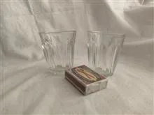 یک