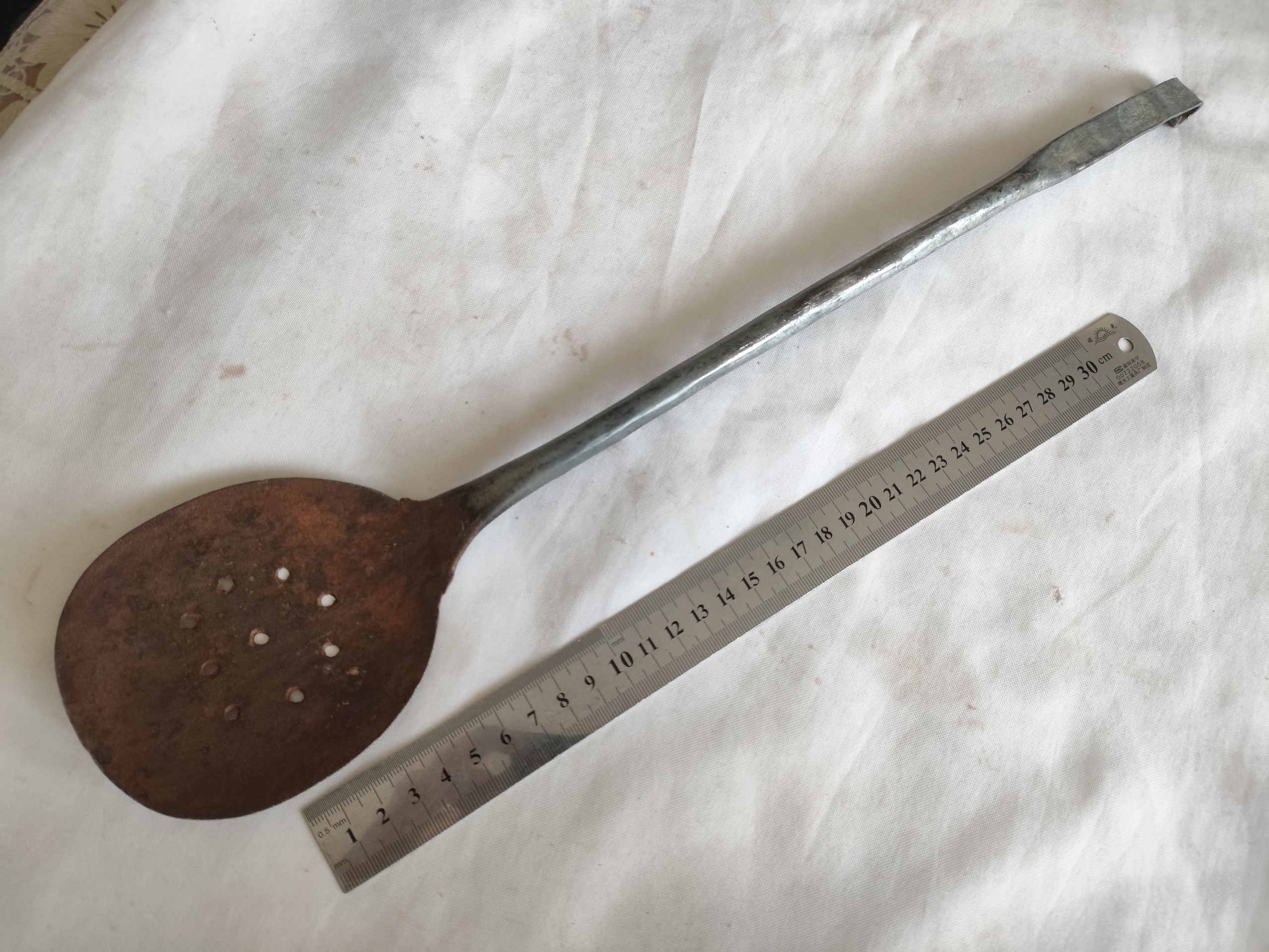 کفگیر فولادی دست ساز