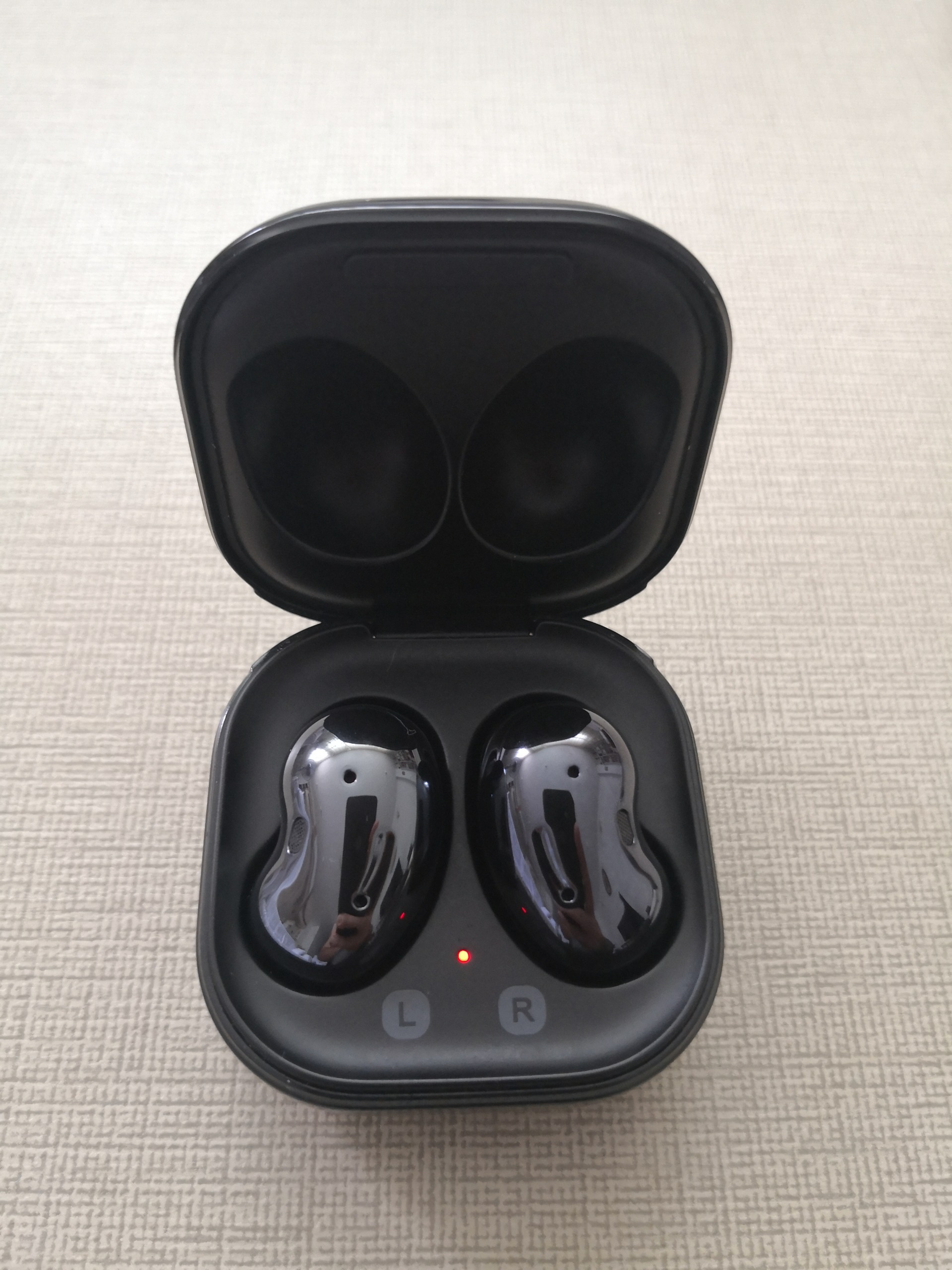 هندزفری SAMSUNG Galaxy Buds Live