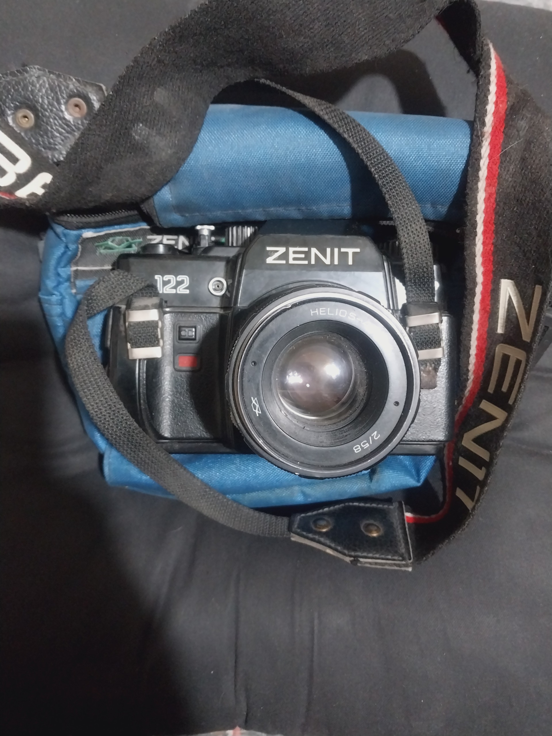 دوربین عکاسی زنیت ZENIT