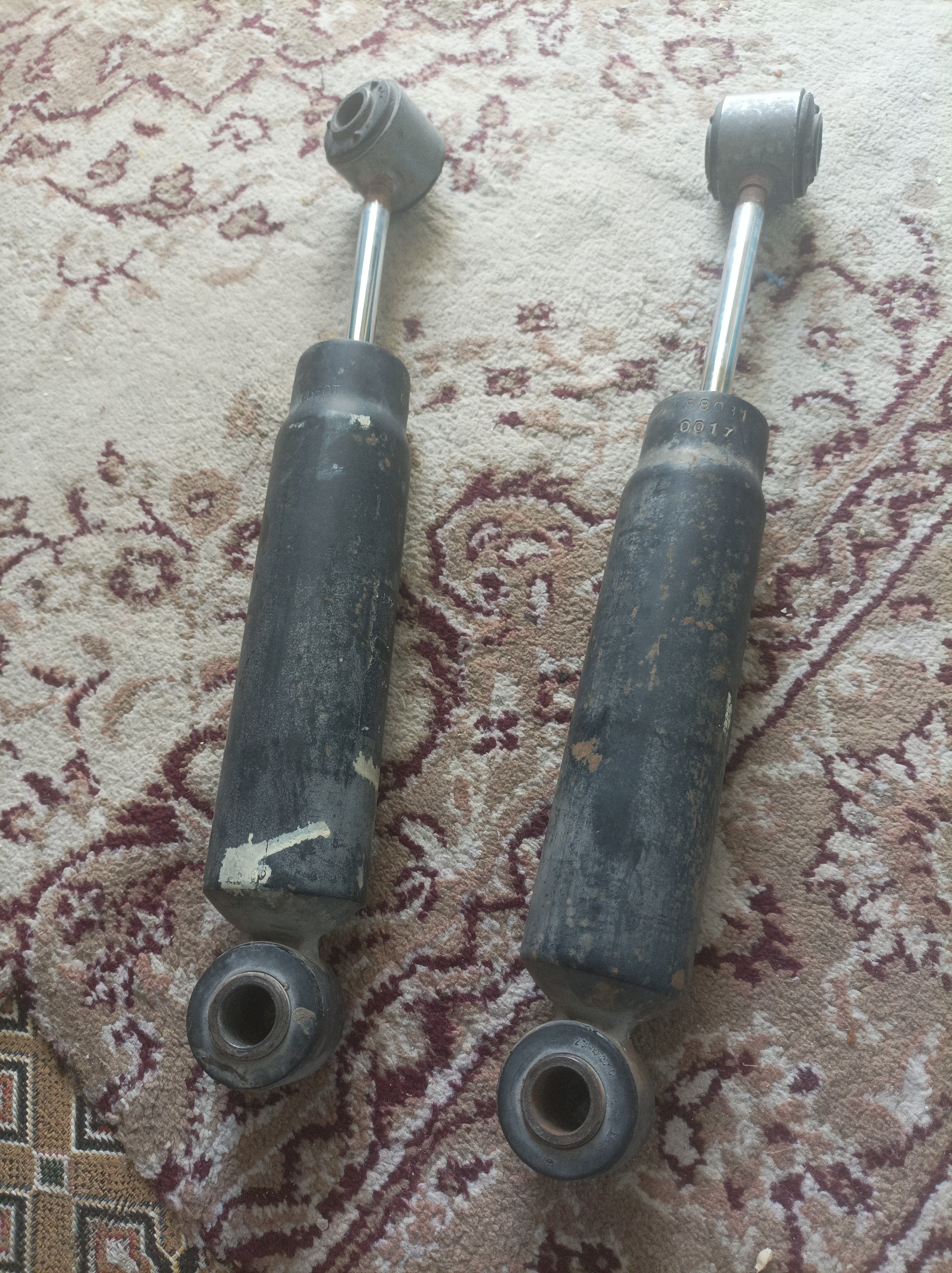 کمک عقب پژو پارس سمند