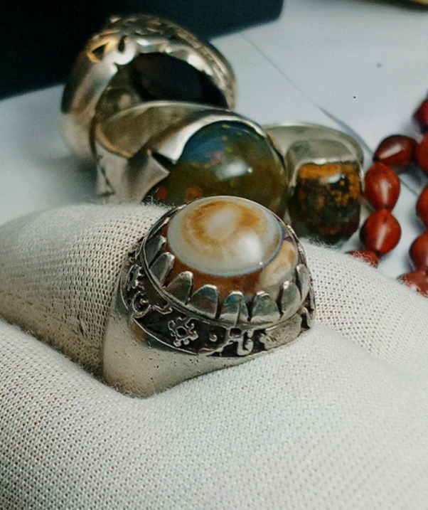 انگشتر بقرانی کهنه سنگ اصیل