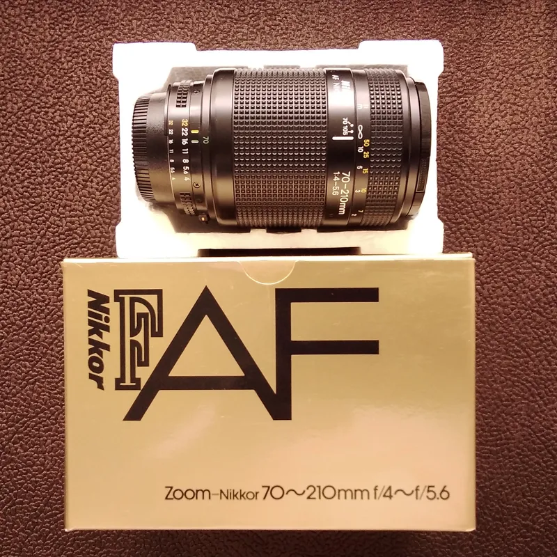لنز زوم نیکون  Nikon AF NIKKOR 70~210mm 14-56