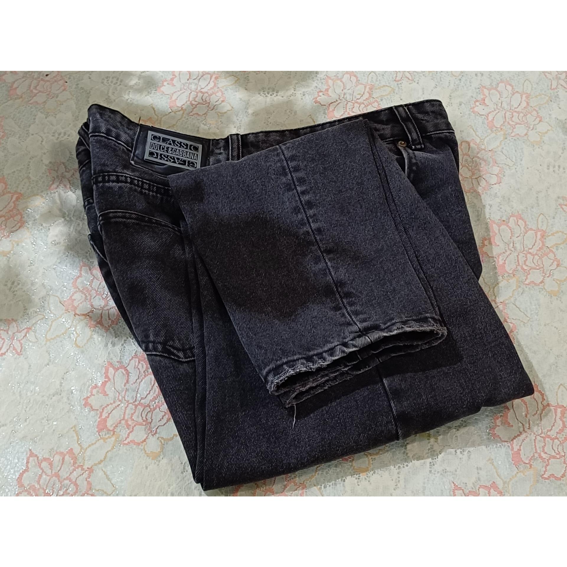 شلوار جین نوک مدادی یا ذغالی