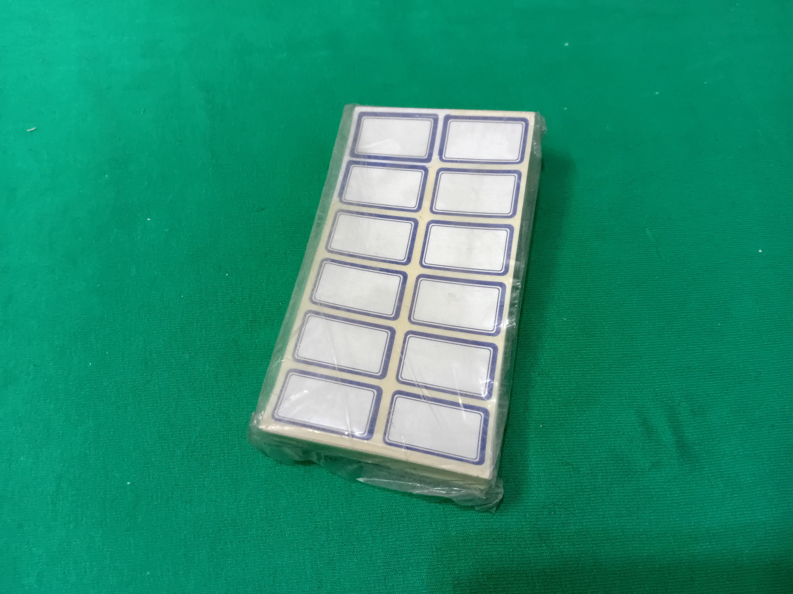 یک بسته 100 برگی برچسب دور آبی اسم و فامیل