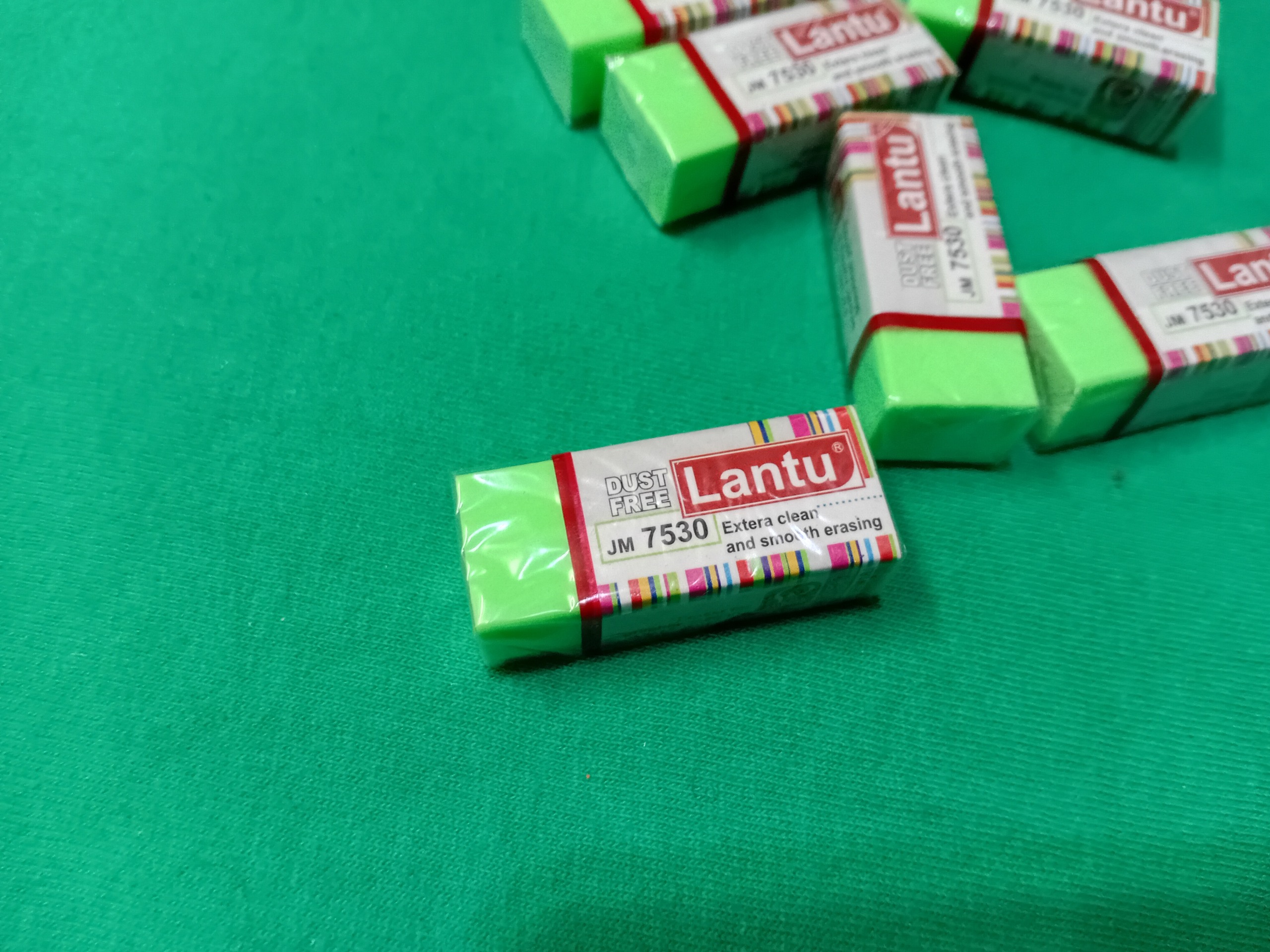 پاک کن 7530 لانتو اورجینال رنگ سبز کمیاب