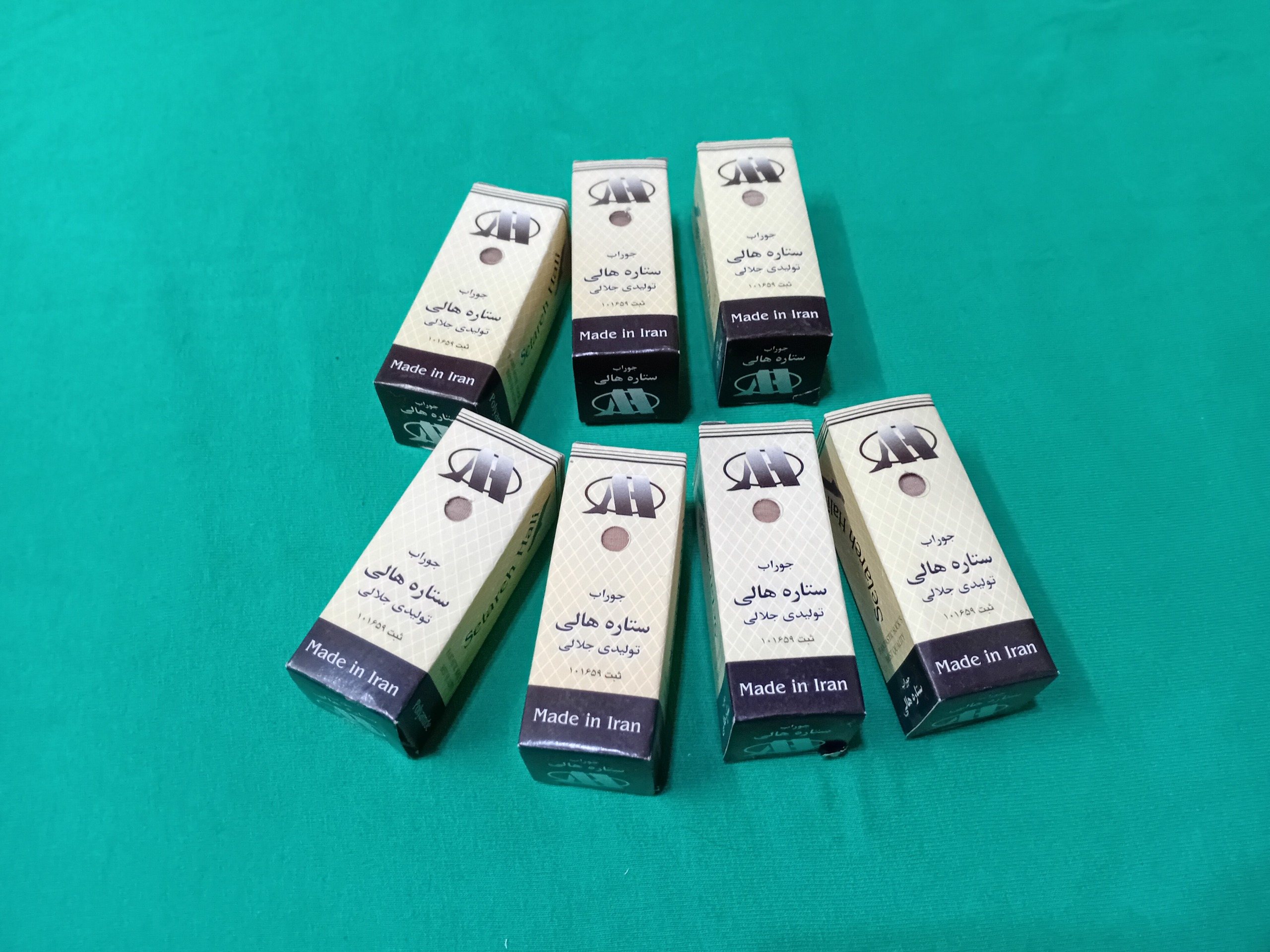 جوراب زنانه رنگ قهوه ای رنگ پا جنس خوب قدیمی