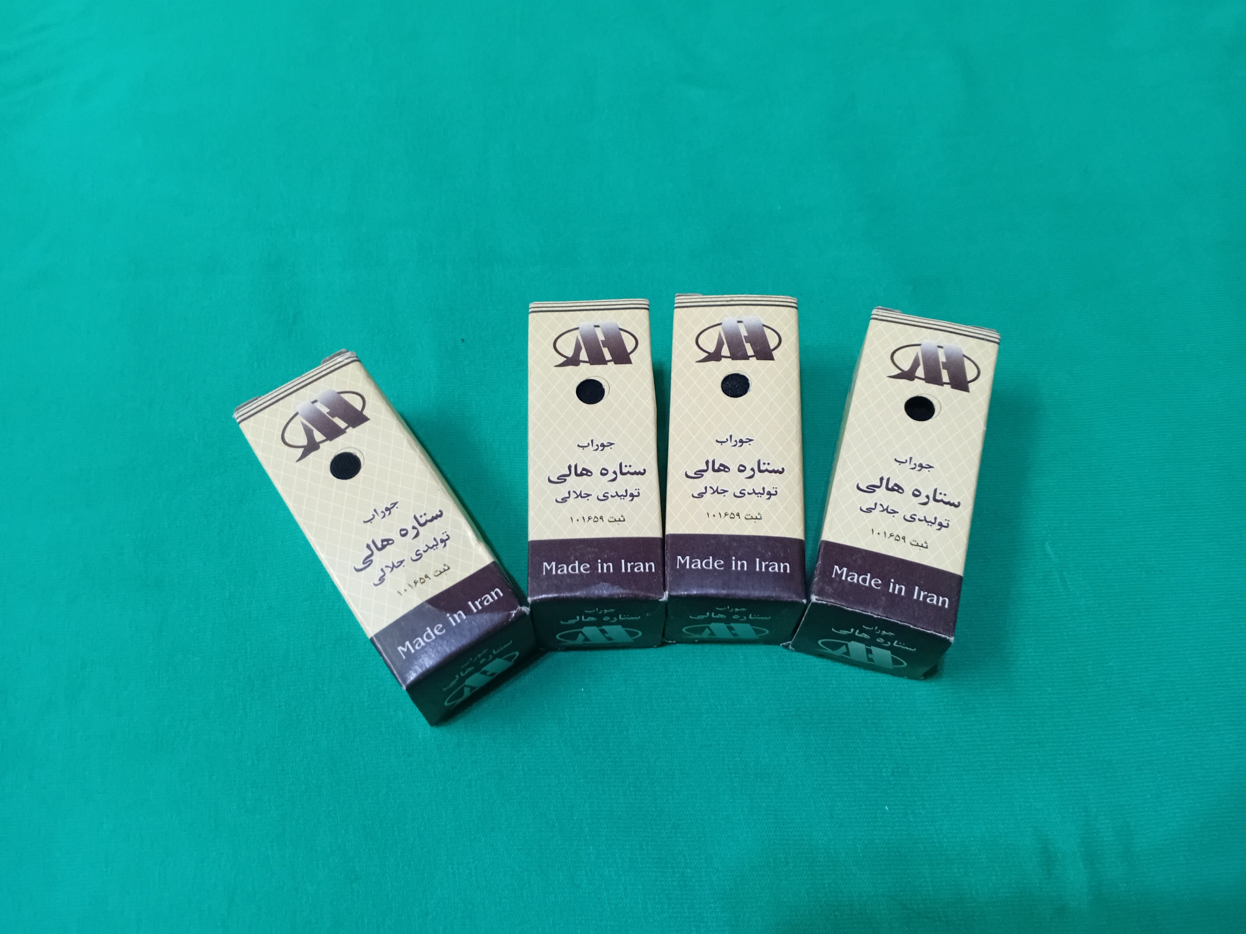 یک جفت جوراب زنانه رنگ مشکی