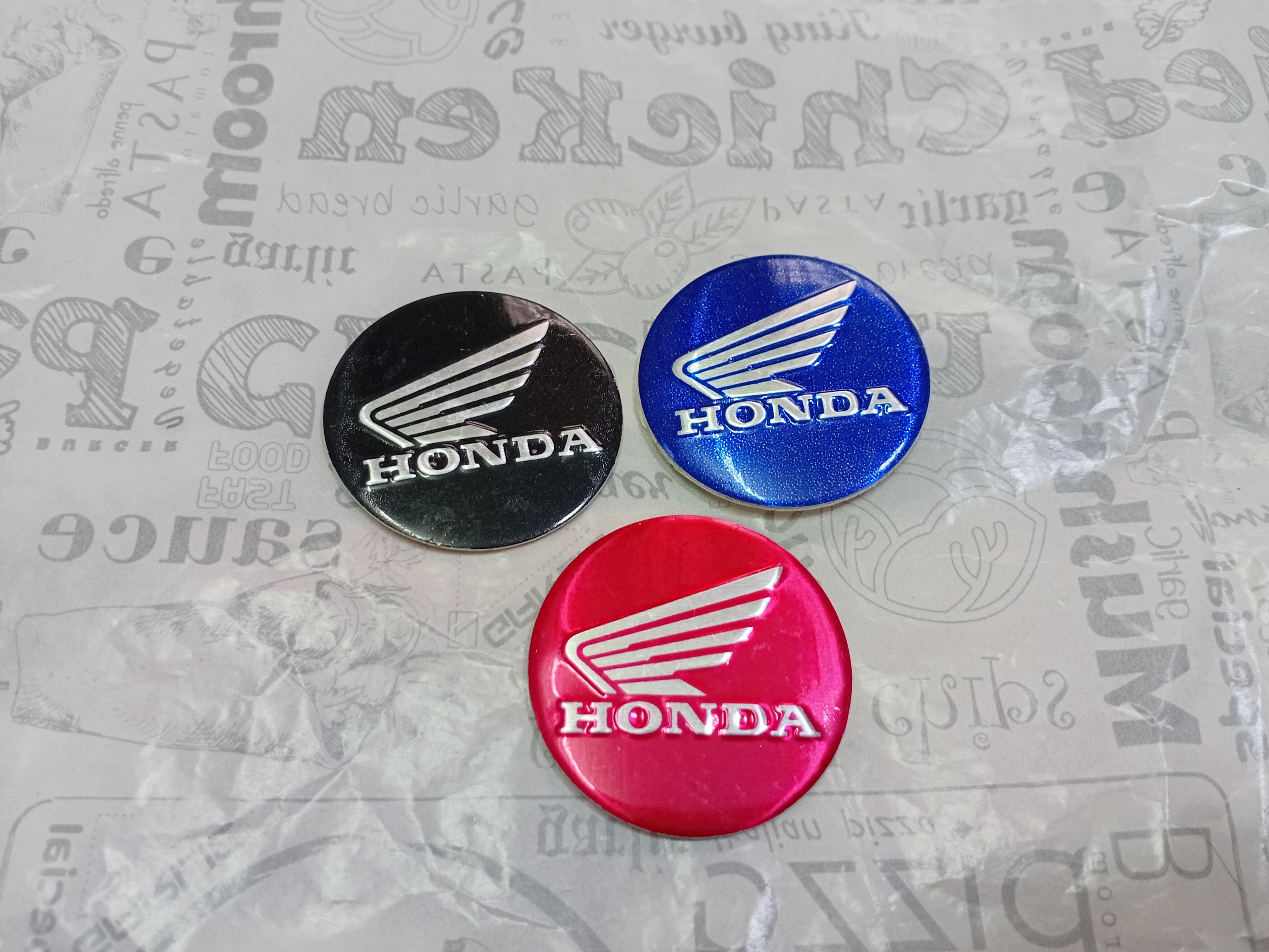 سه عدد آرم فلزی چسب دار طرح هوندا