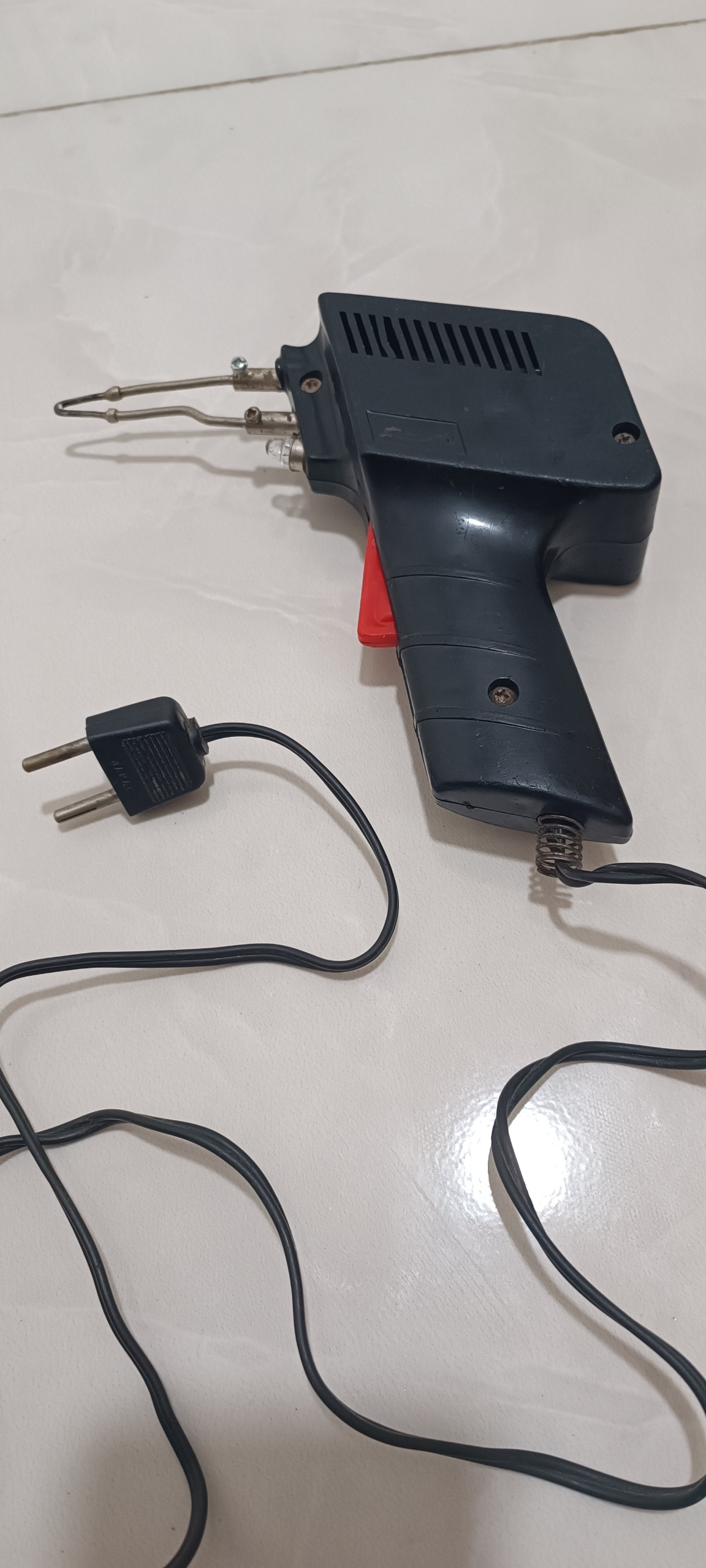 هویه تفنگی قدیمی کانادایی