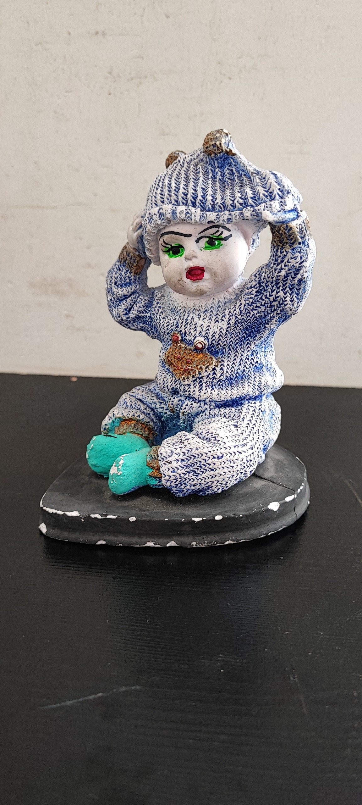 مجسمه سفالی زیبا و قدیمی