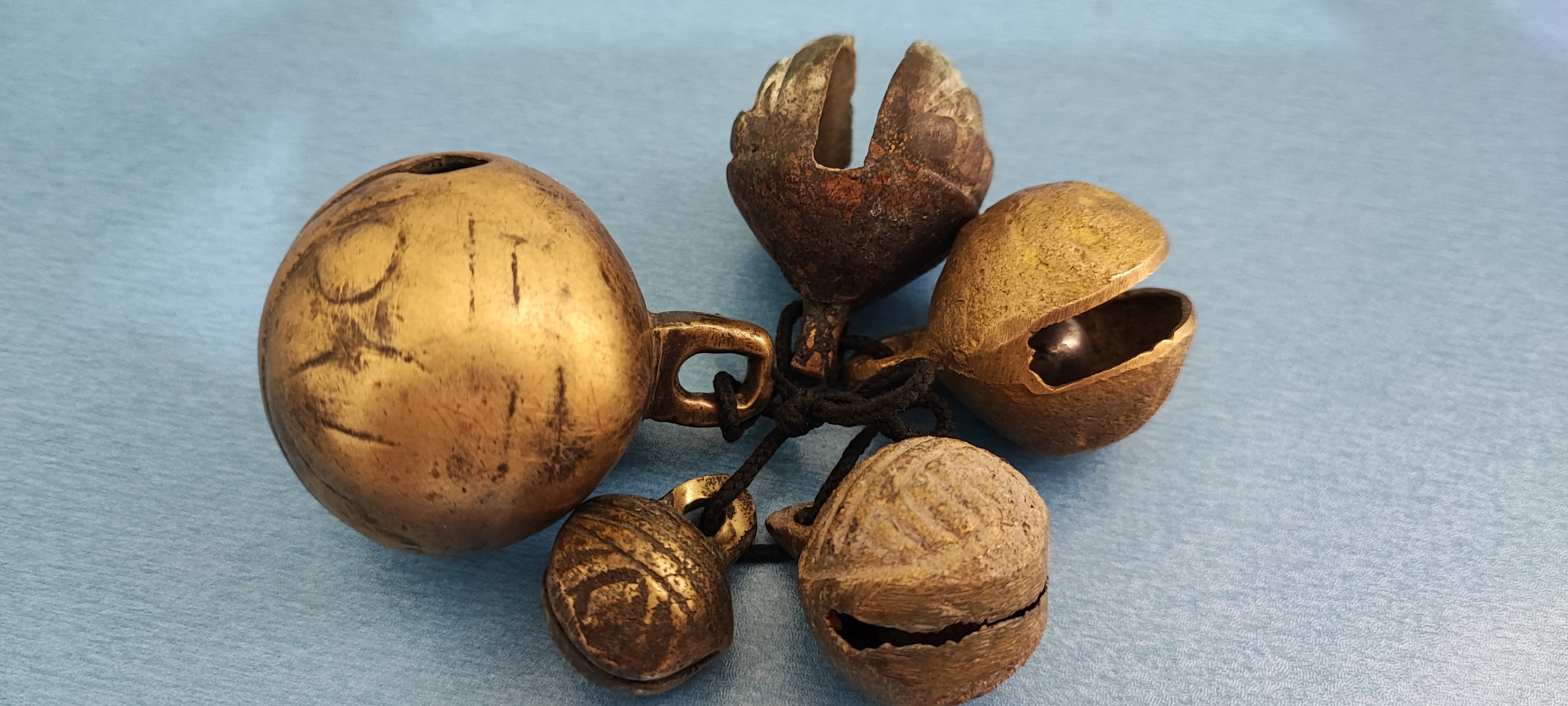 5 عدد قورچه زیبا و طرحدار بسیار قدیمی