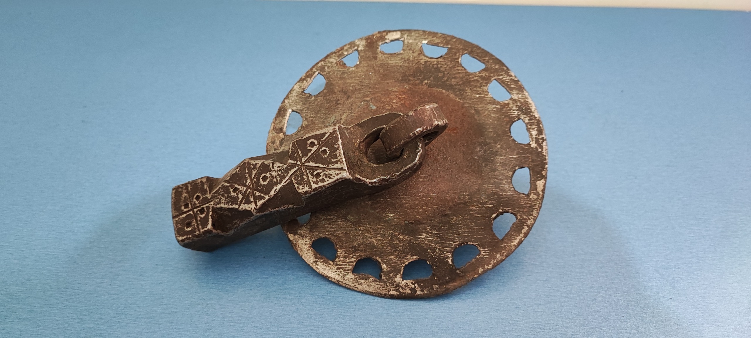 درکوب فولادی آنتیک و زیبای قاجاری