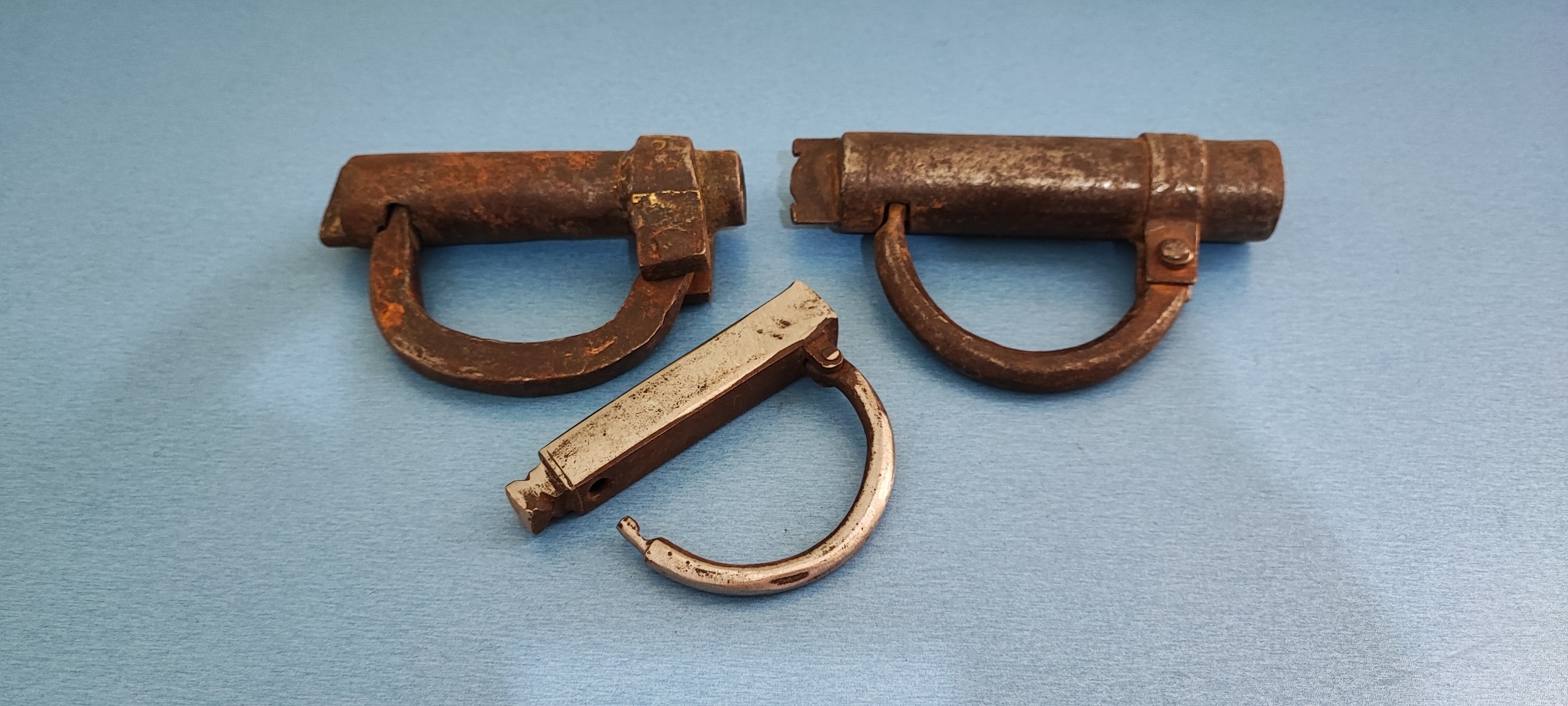 سه عدد قفل فولادی قاجاری