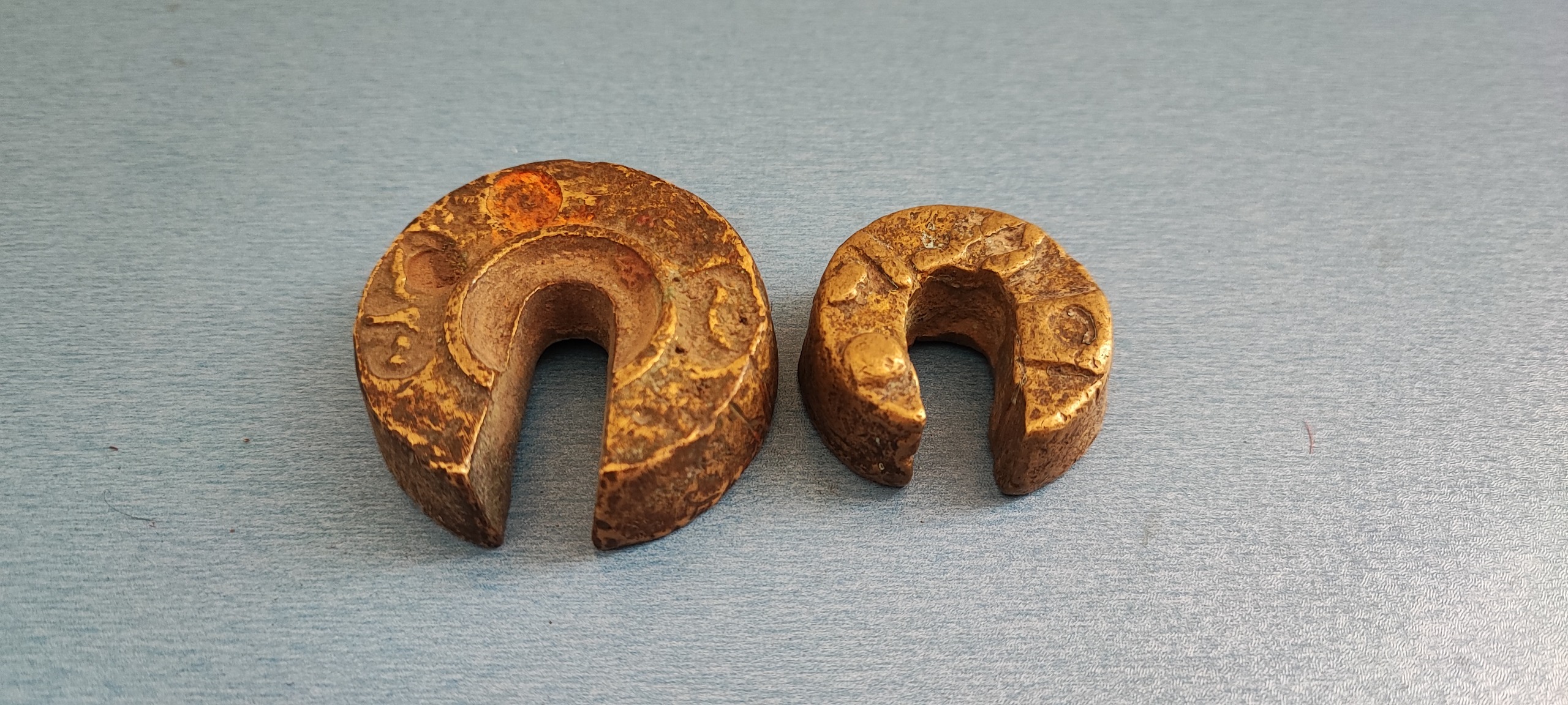 دو عدد وزنه قپان برنجی نایاب و قدیمی