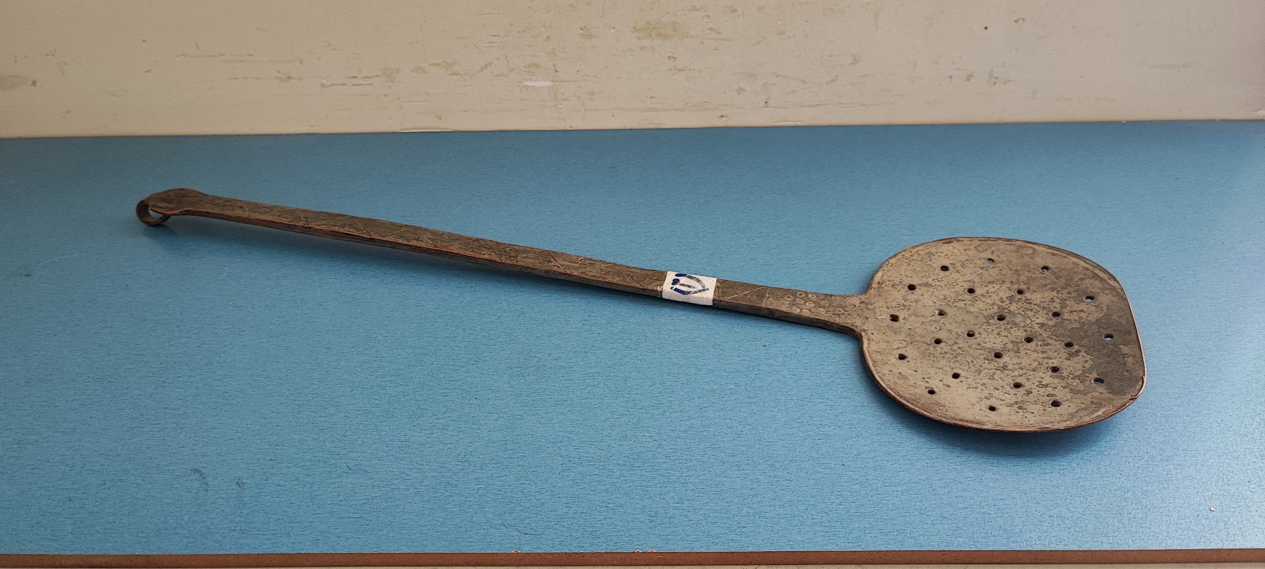 کفگیر مسی دستساز قاجاری