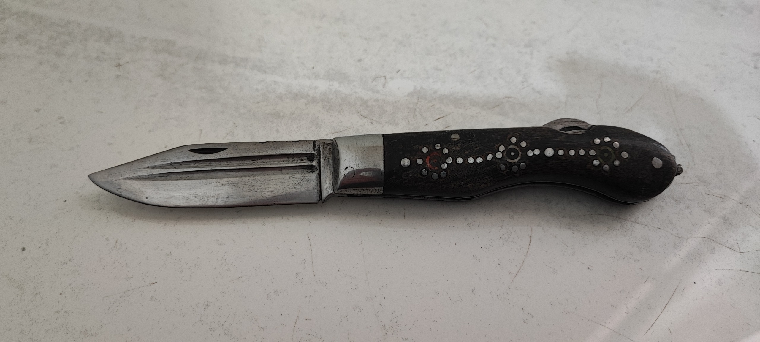 چاقوی بابا اثر بینظیر استاد زنده یاد لطفعلی مراغه