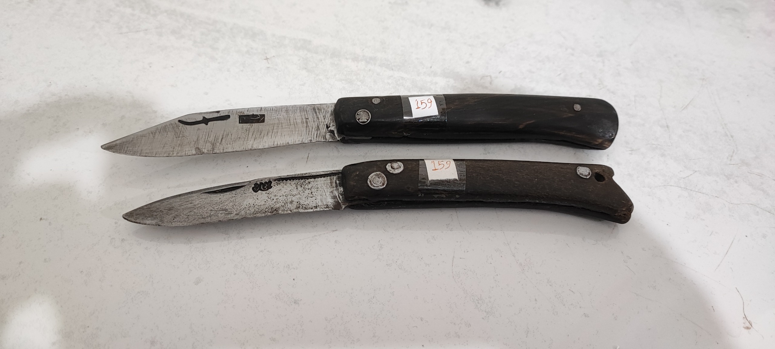 دو عدد چاقوی دستساز بسیار قدیمی (159)