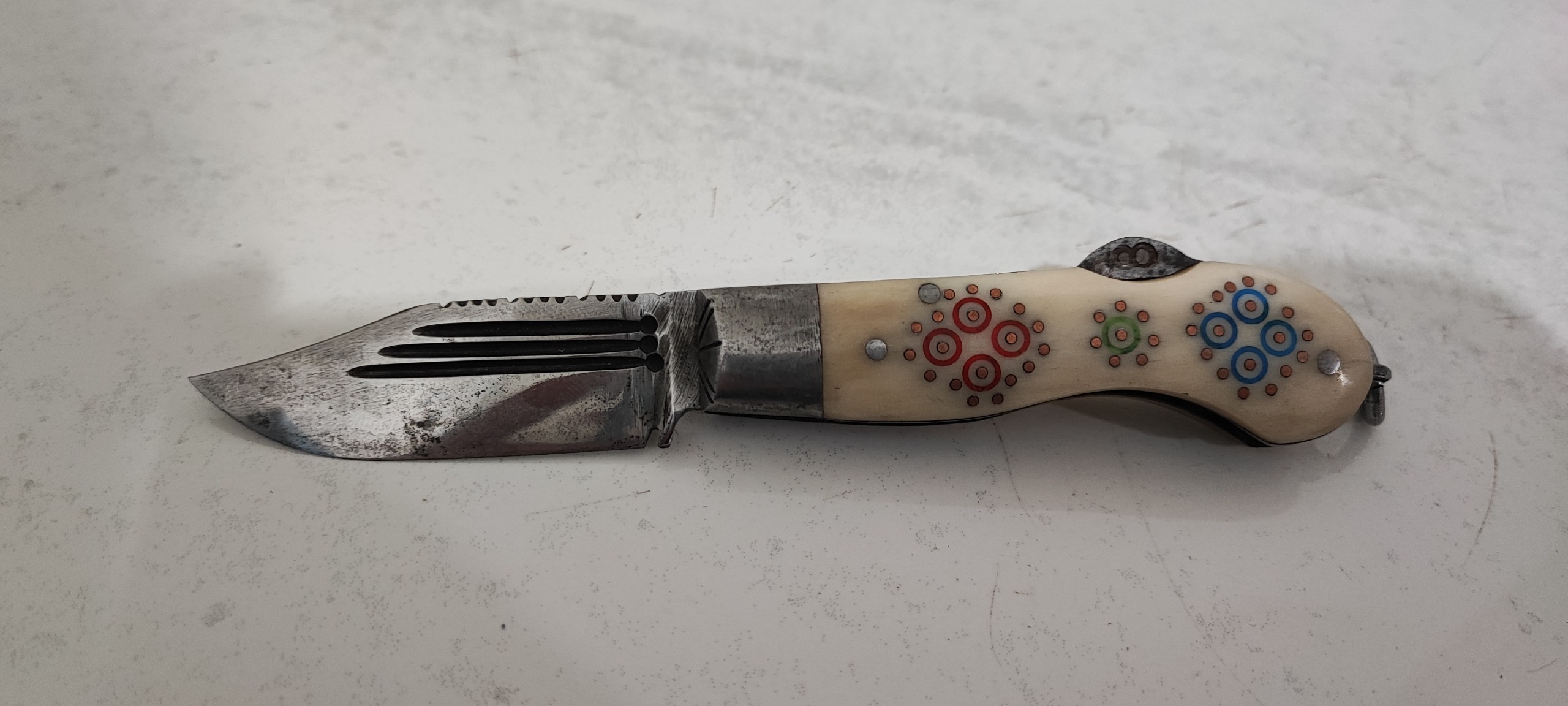 چاقوی طرح بابا ساخت سفارشی از استاد بهروز بنابی