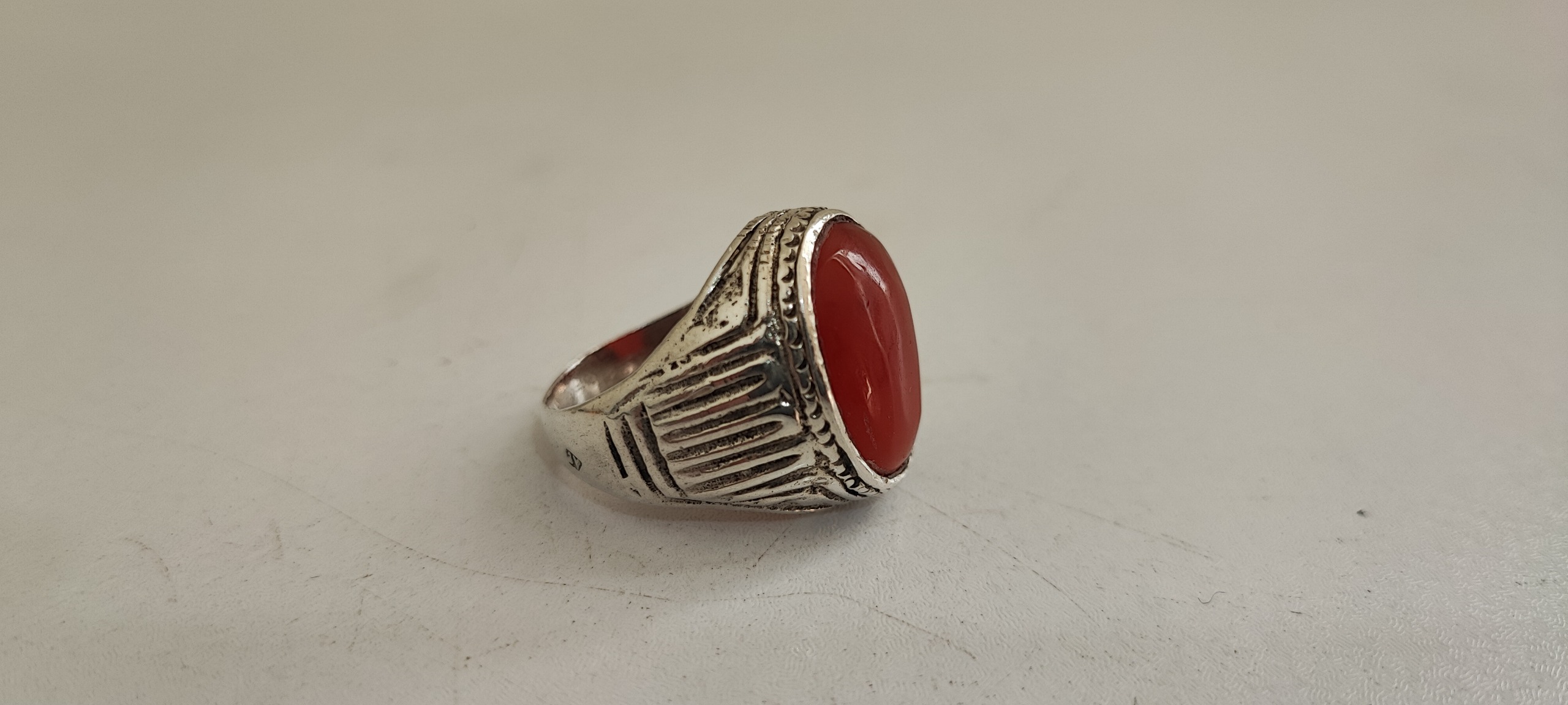 انگشتر عقیق قدیمی