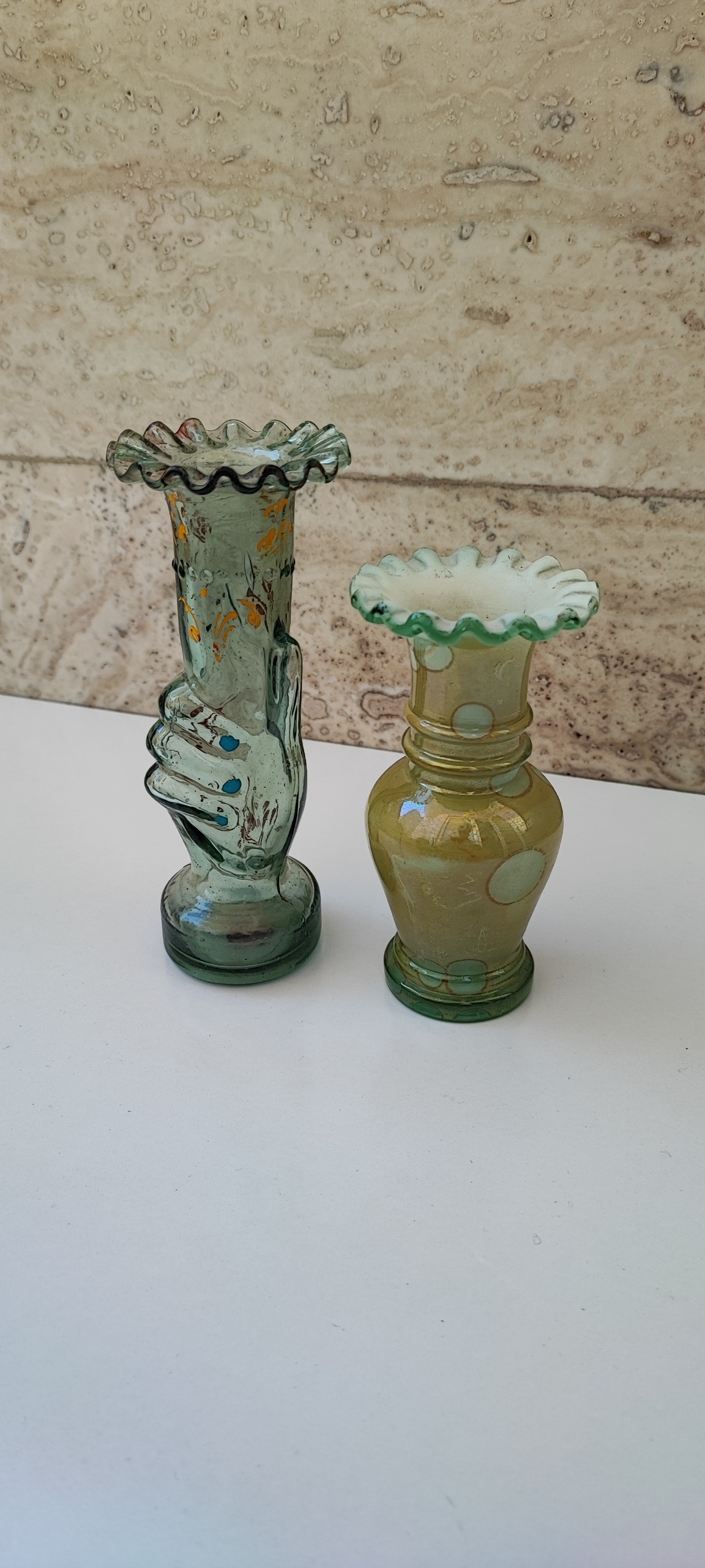 دو عدد گلدان قدیمی
