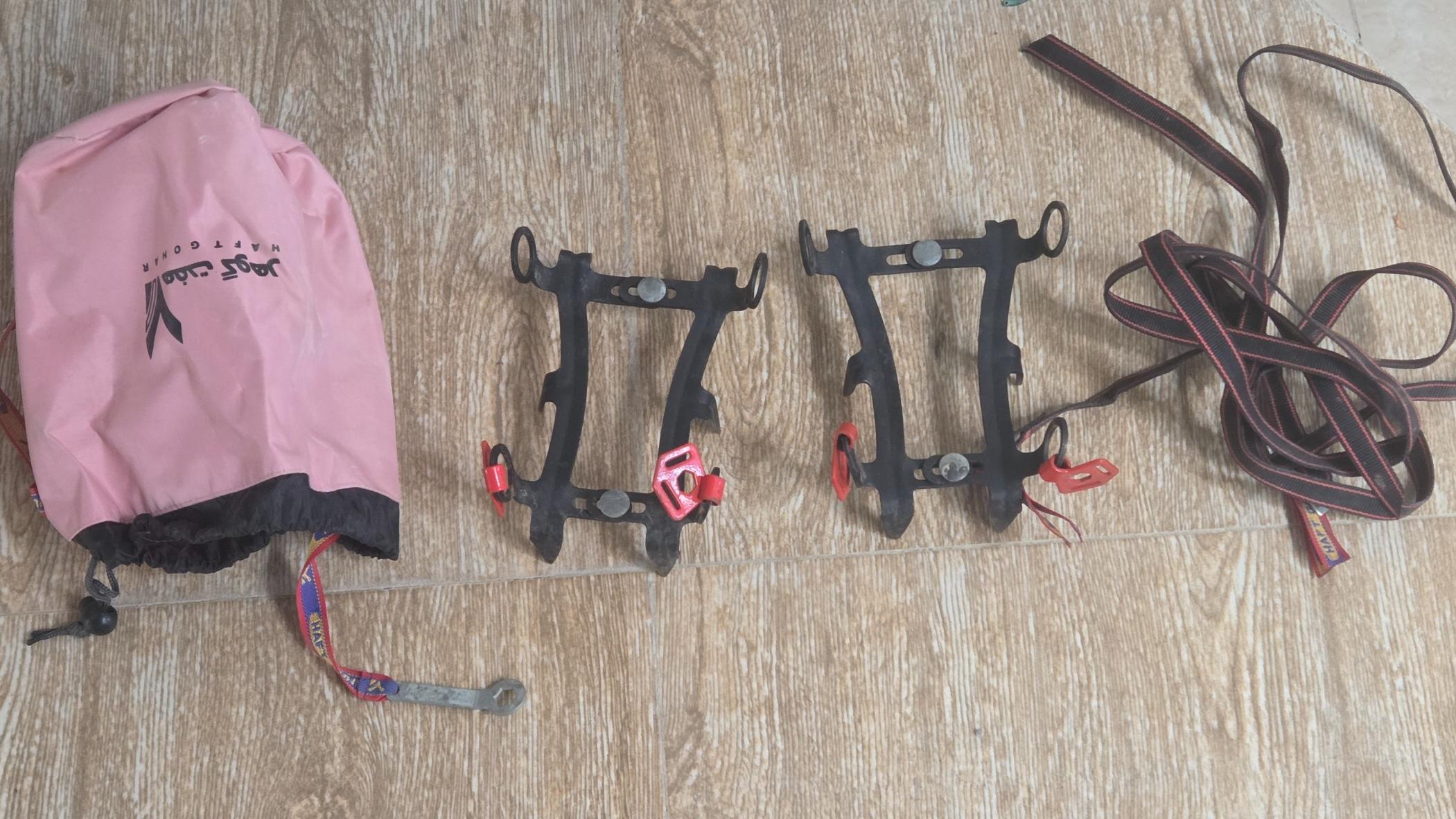 کرامپون هفت گوهر